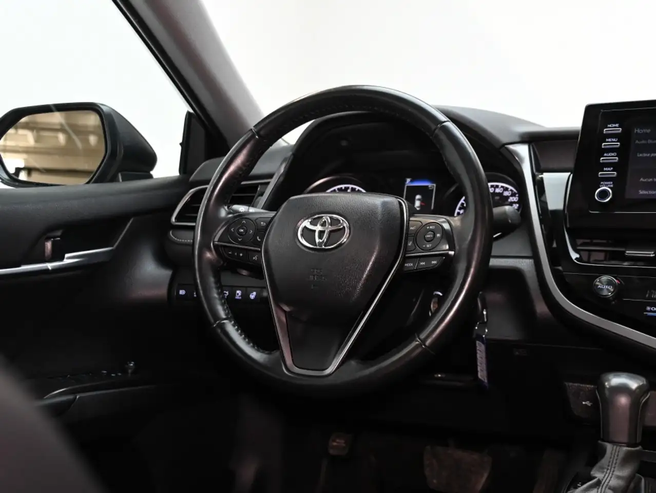 Toyota Camry photo Toyota Camry