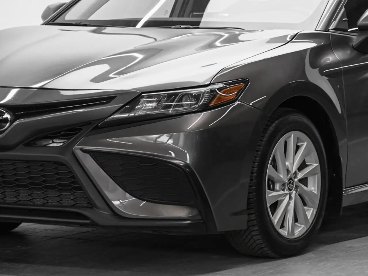 Toyota Camry photo Toyota Camry