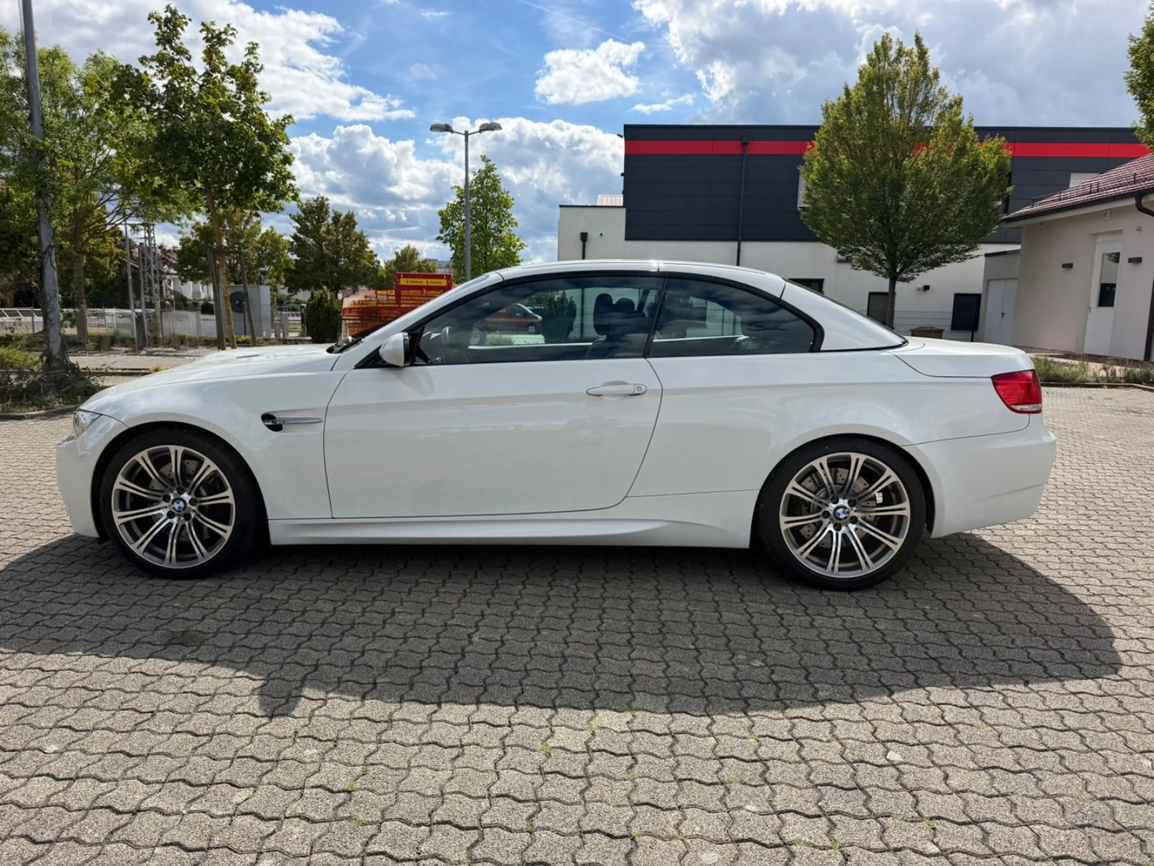 BMW M3 Cabrio *DKG*NAVI*LEDER*MEMORY*SHZ*WINDSCH* — photo 8