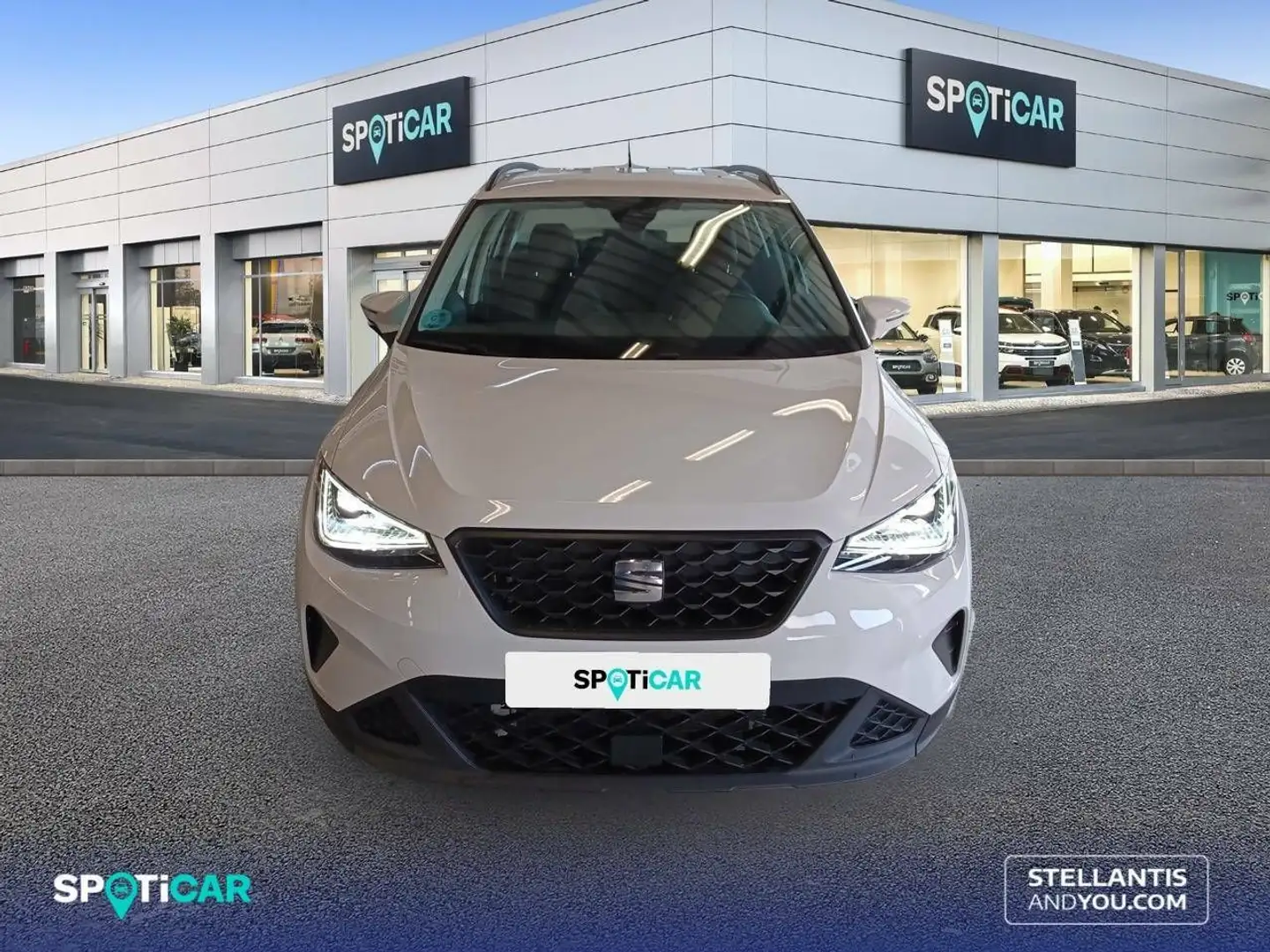 SEAT Arona 1.0 TSI 81kW (110CV) Style Plus Blanco - 2