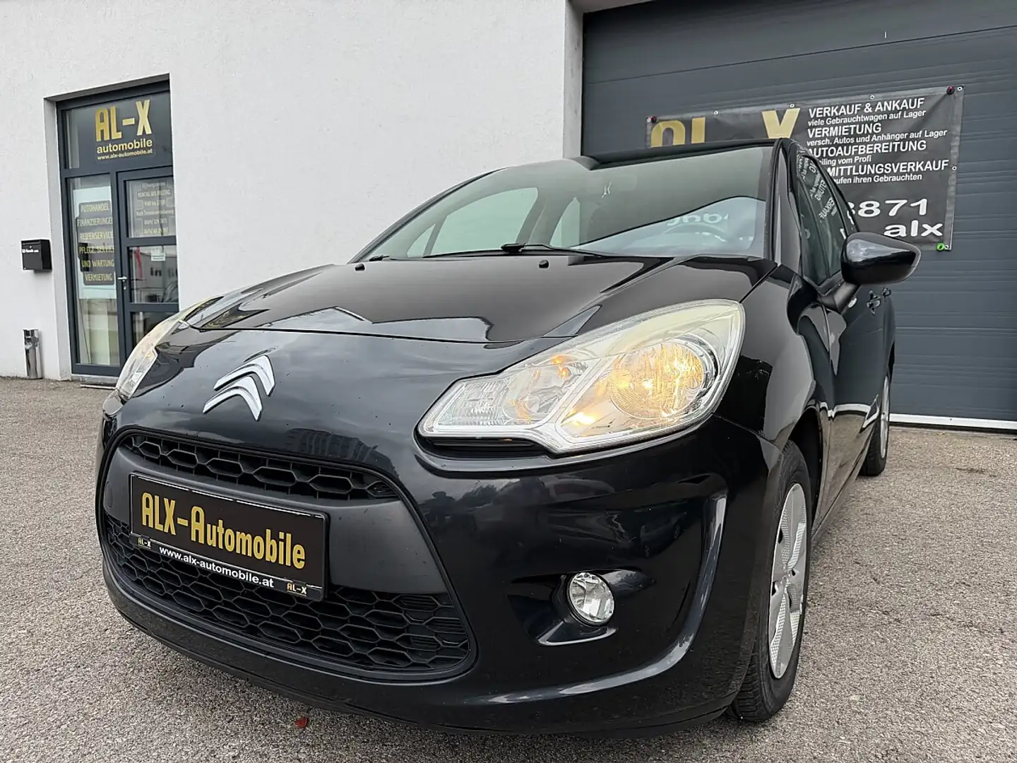 Citroen C3 1,4 Comfort Airdream Schwarz - 1