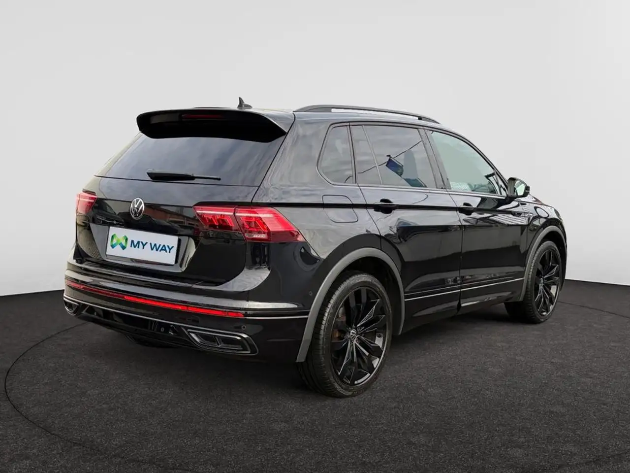 Volkswagen Tiguan Tiguan R-Line Business Premium 1.5 TSI 110 kW (150 ch) 7 vitesses DSG 3