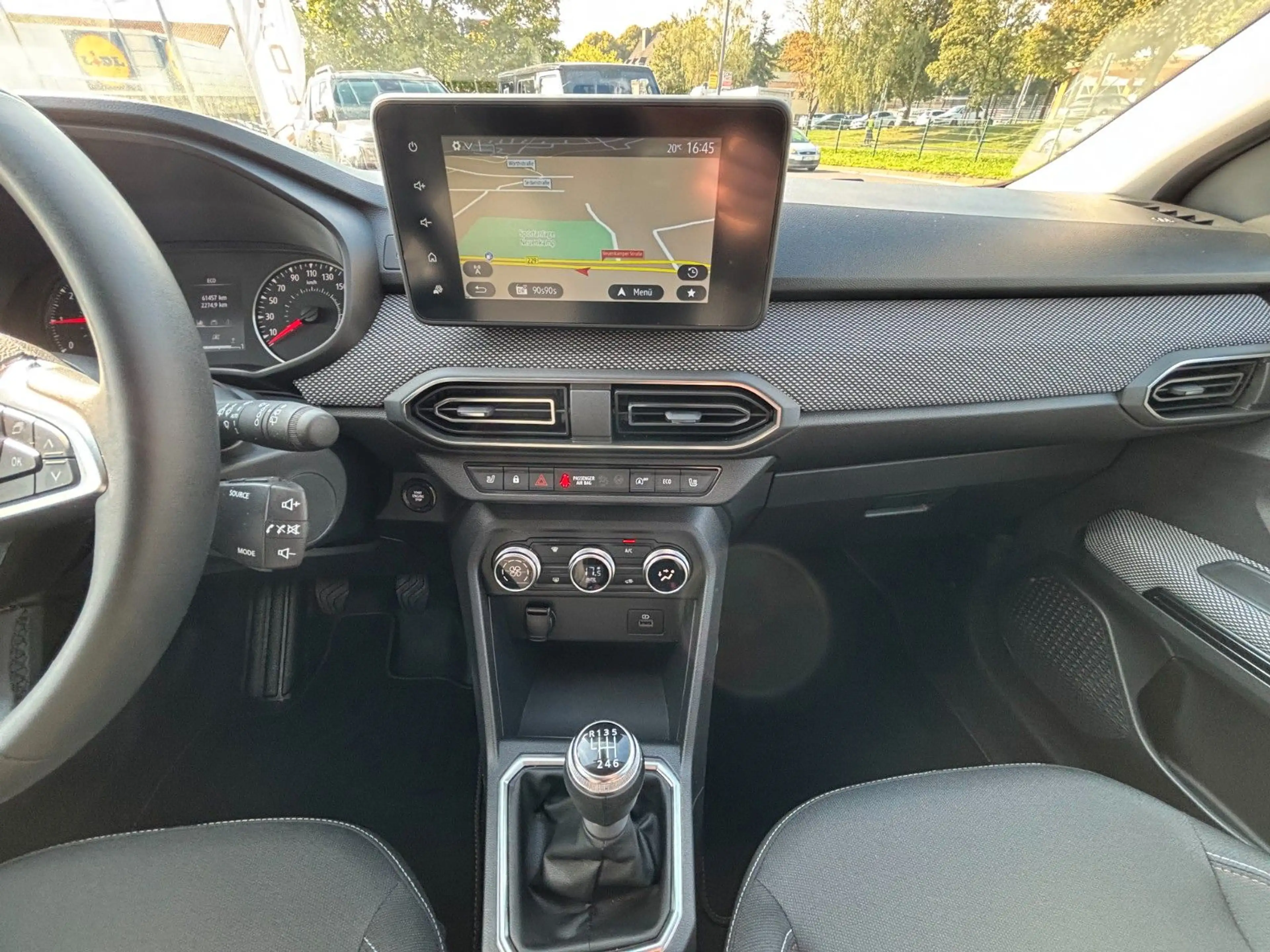 Dacia Jogger Extreme+ 1.HAND KAMERA NAVI PDC AHK — photo 18