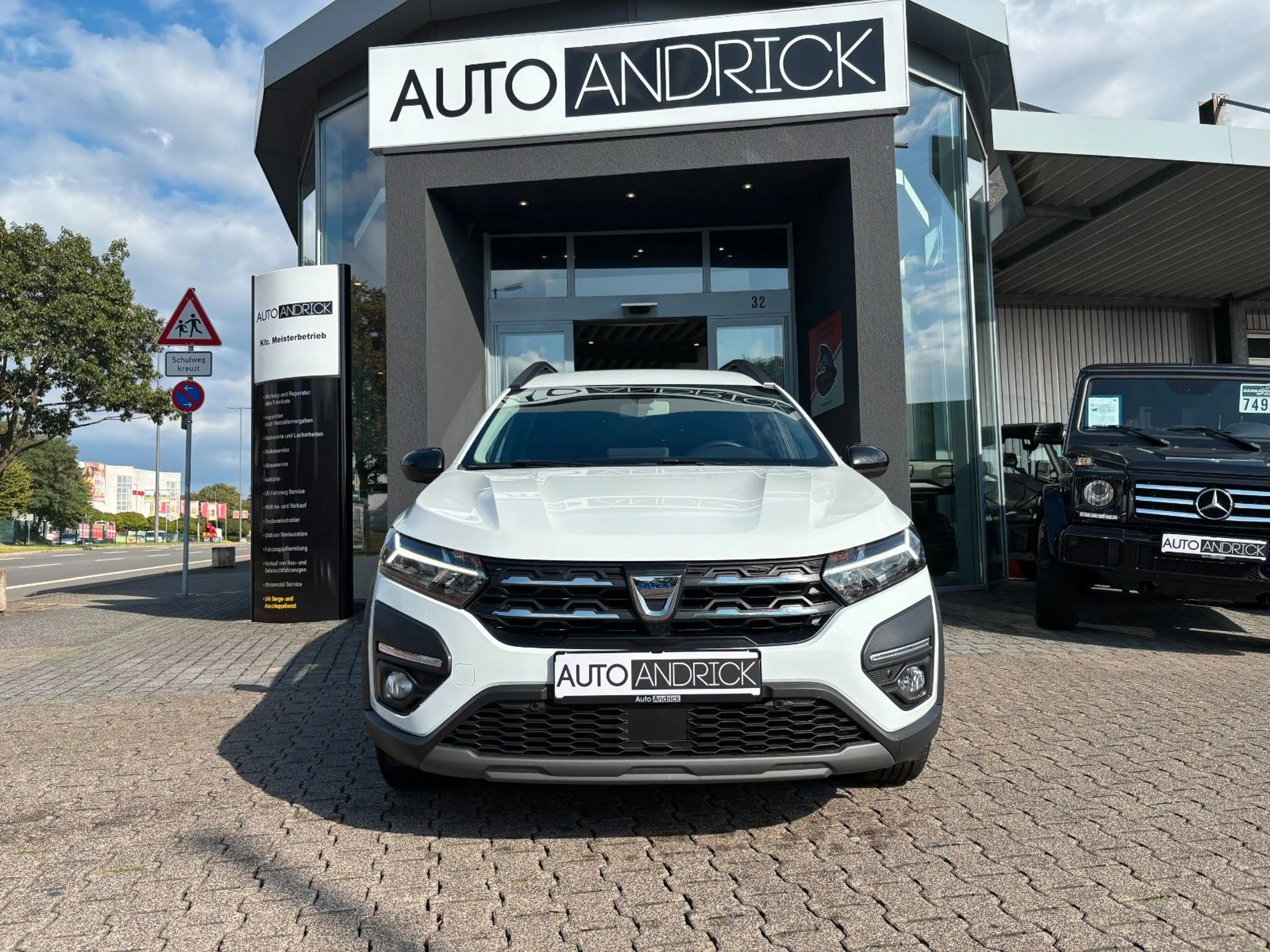 Dacia Jogger Extreme+ 1.HAND KAMERA NAVI PDC AHK — photo 2