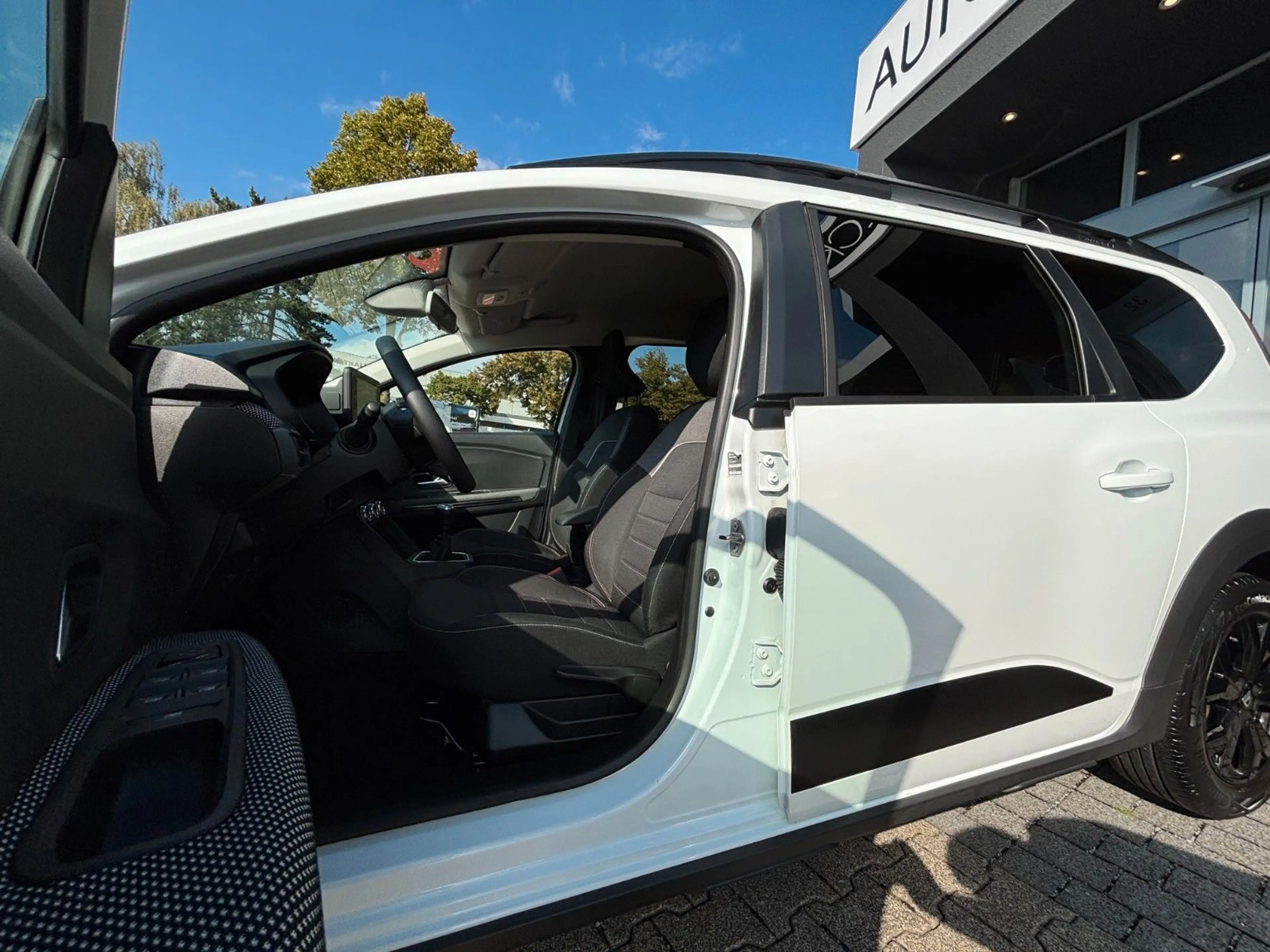 Dacia Jogger Extreme+ 1.HAND KAMERA NAVI PDC AHK — photo 10