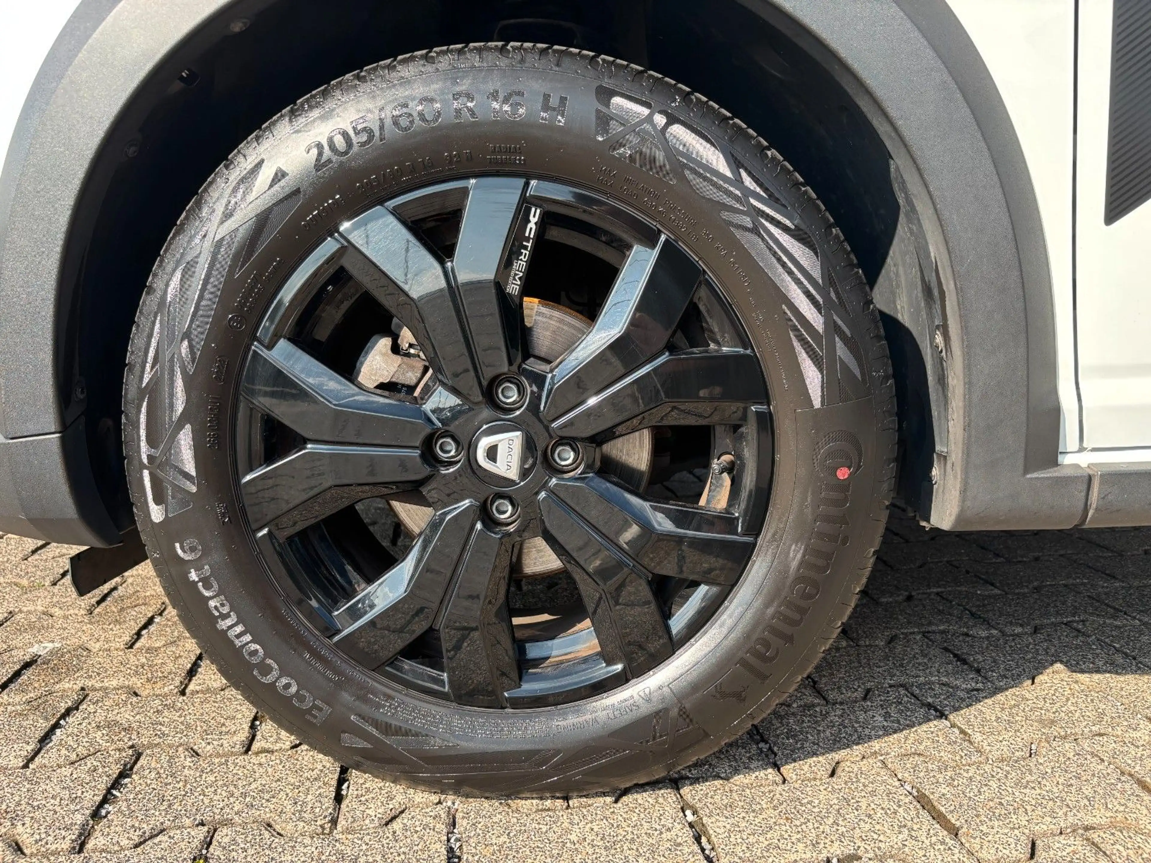 Dacia Jogger Extreme+ 1.HAND KAMERA NAVI PDC AHK — photo 22