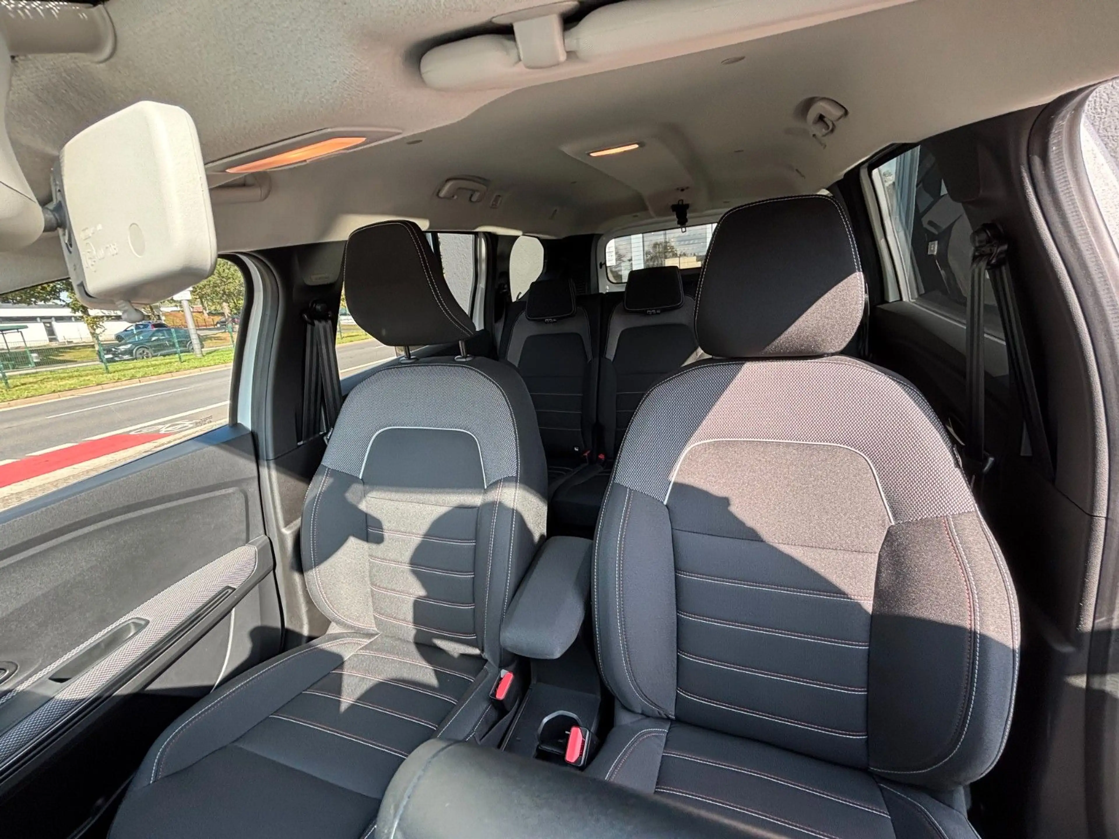 Dacia Jogger Extreme+ 1.HAND KAMERA NAVI PDC AHK — photo 20