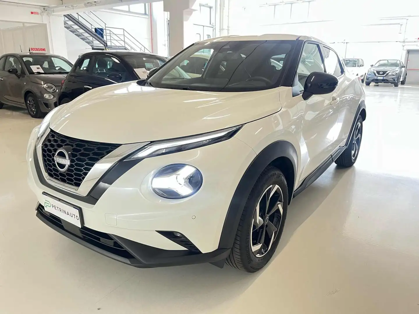 Nissan Juke 1.0 DIG-T 114 CV N-Connecta Fehér - 1
