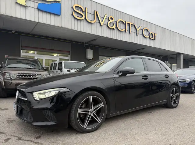 Mercedes-Benz A 180 d Sport Night edition auto