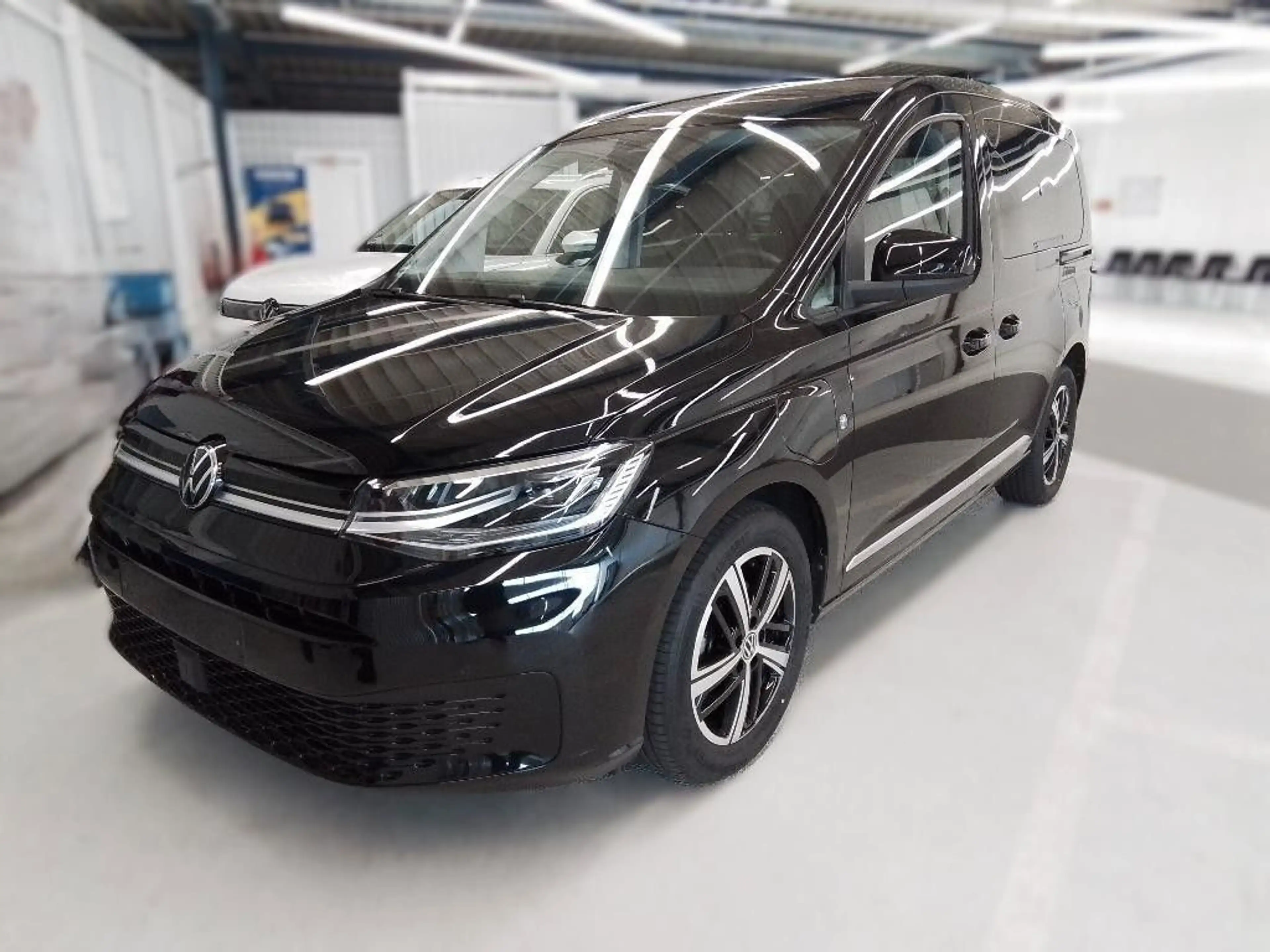 Volkswagen Caddy Style eHybr. 7-S ACC AHK RFK SHZ 2ZK — photo 2