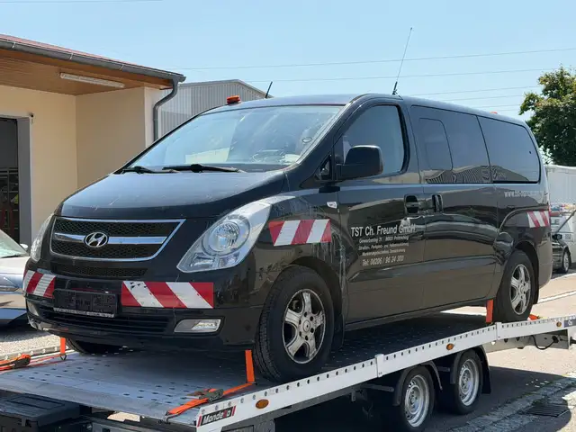 Hyundai H-1 2.5CRDi Automatik Travel Premium 8 Sitzer