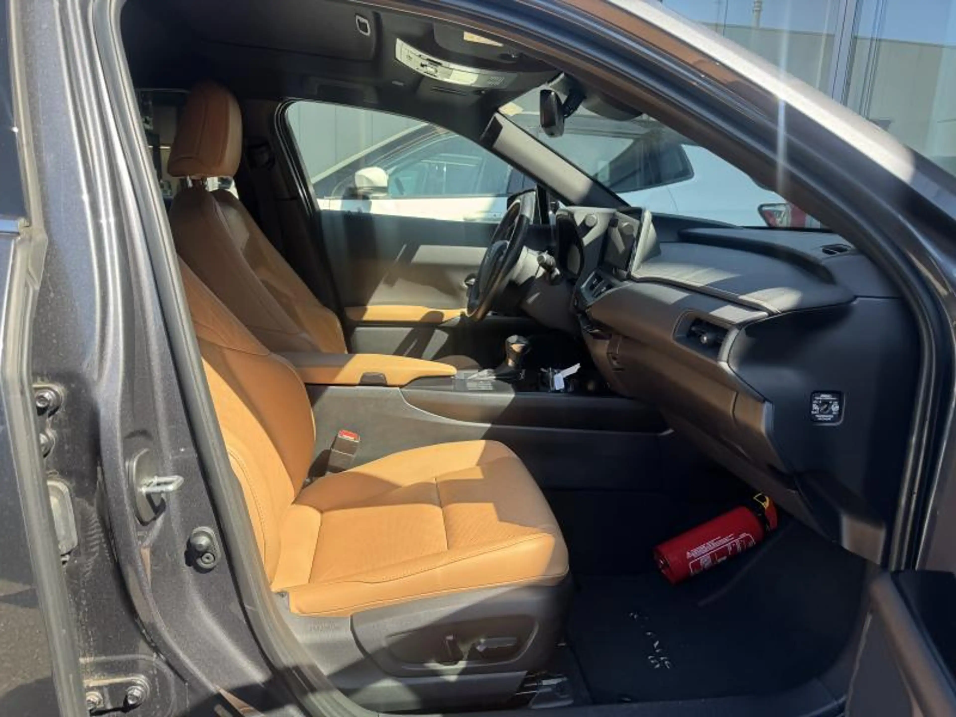 Lexus UX 250h 250h Executive 2.0 HSD — photo 11