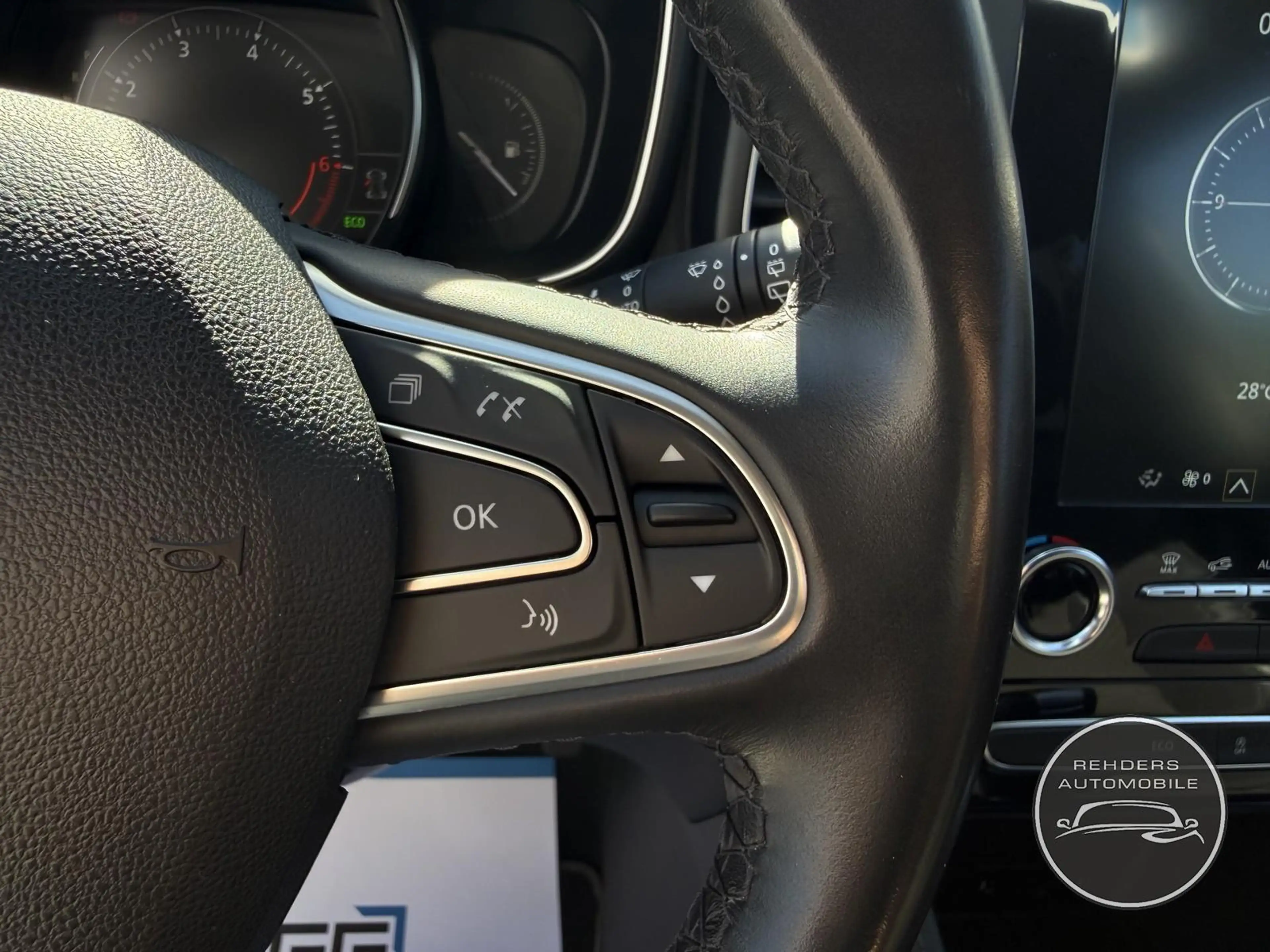 Renault Koleos Intens LED Navi Keyless Tempo 360 Kamera — photo 15