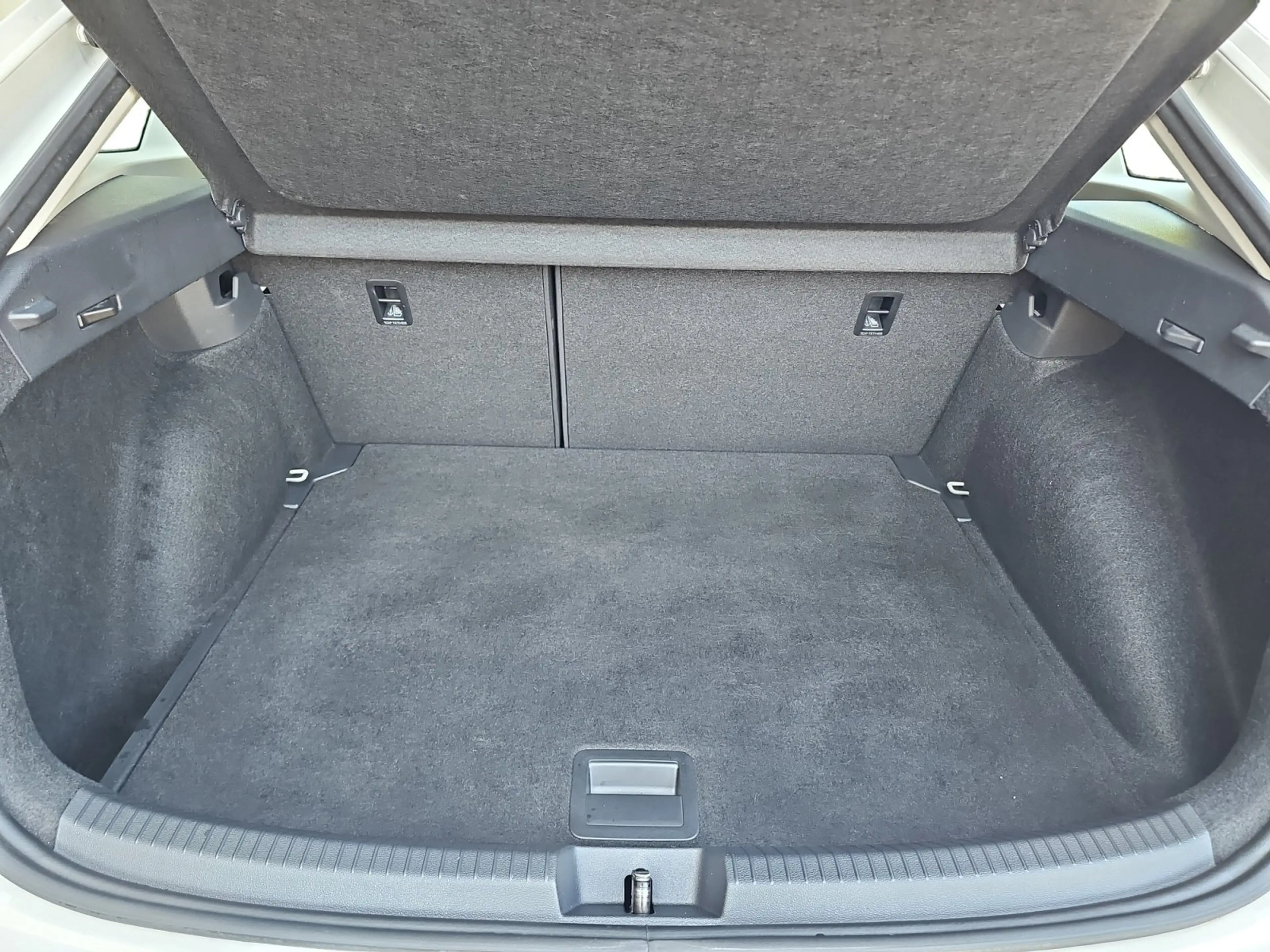 Volkswagen Taigo 1.0 TSI Life LED SHZ KLIMA APP-CON. — photo 15
