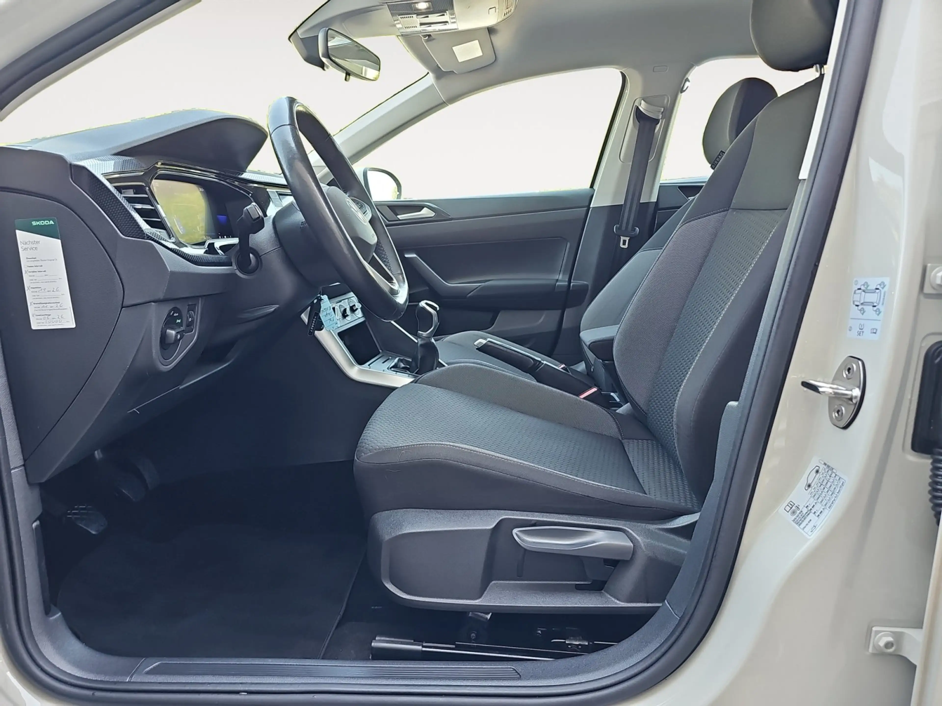Volkswagen Taigo 1.0 TSI Life LED SHZ KLIMA APP-CON. — photo 7