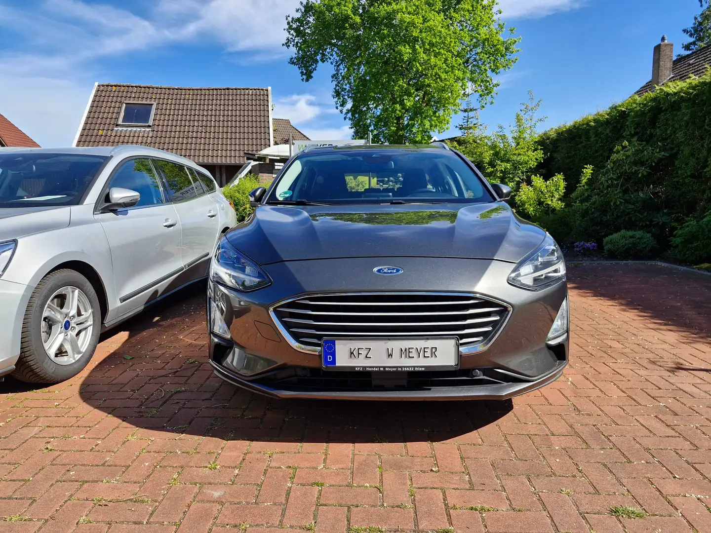 Ford Focus 1.5 EcoBlue Cool&Connect S/S (E 6d-T) Grau - 2