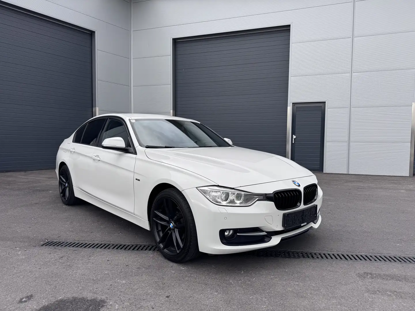 BMW 316 316d Sportline Weiß - 1