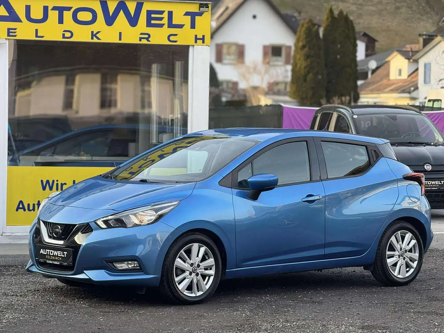 Nissan Micra N-Way Benzin *1.HAND 101PS *SZH *NAVI *TEMPOMAT Blau - 1