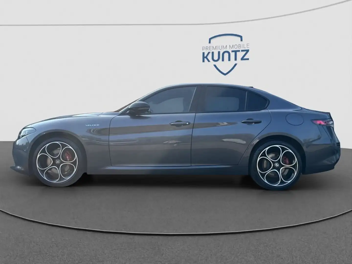 Alfa Romeo Giulia Veloce 2.2D Techno-/ Premium-Audio-Paket Gri - 2