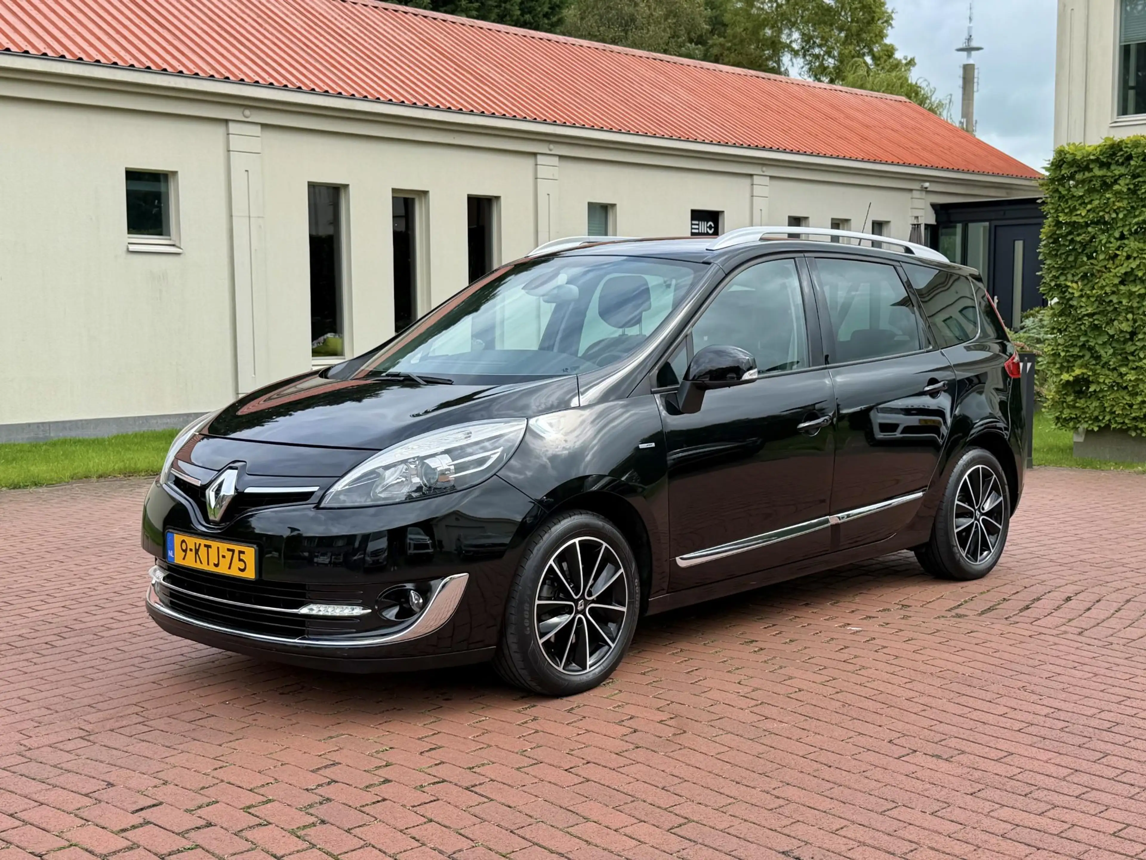 Renault Grand Scenic 2.0 Bose - LPG - Navi - Zuinig — photo 26
