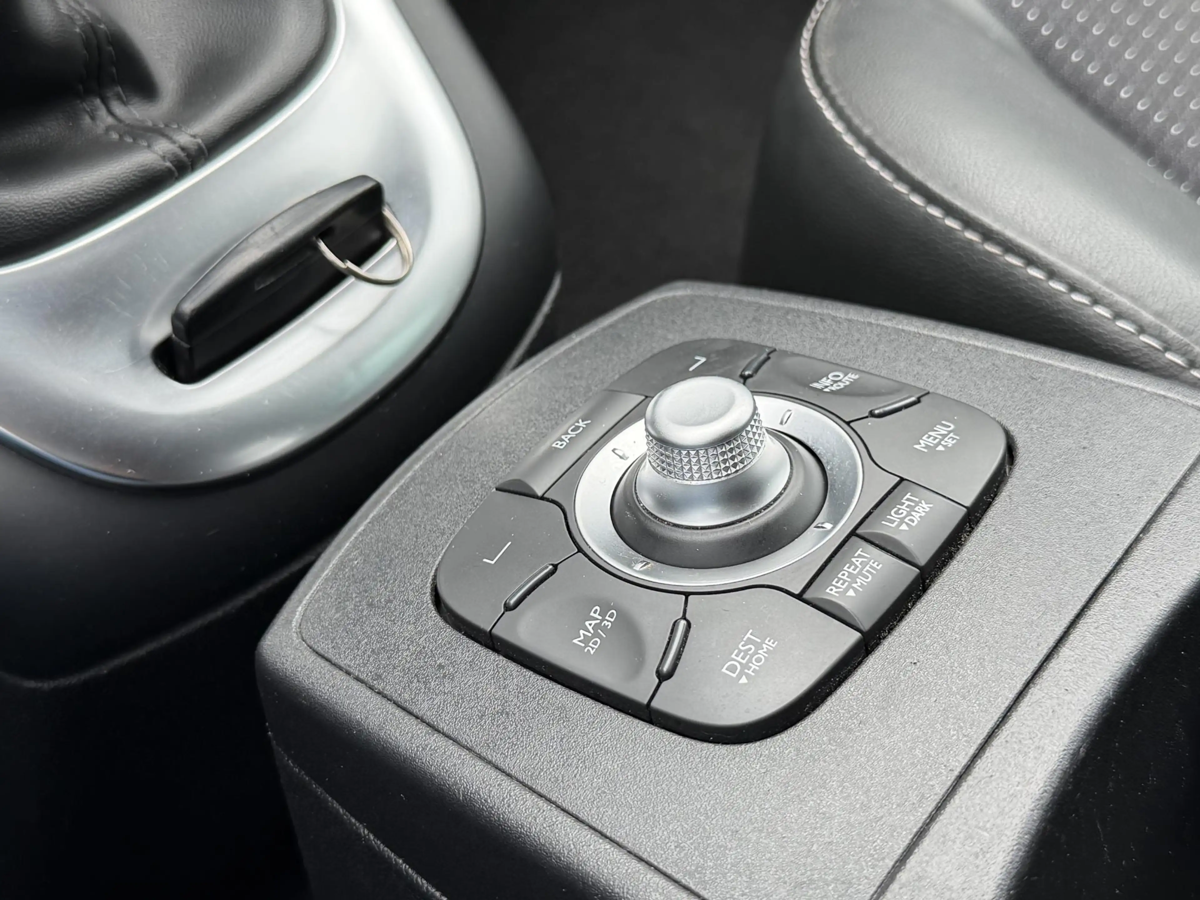 Renault Grand Scenic 2.0 Bose - LPG - Navi - Zuinig — photo 17