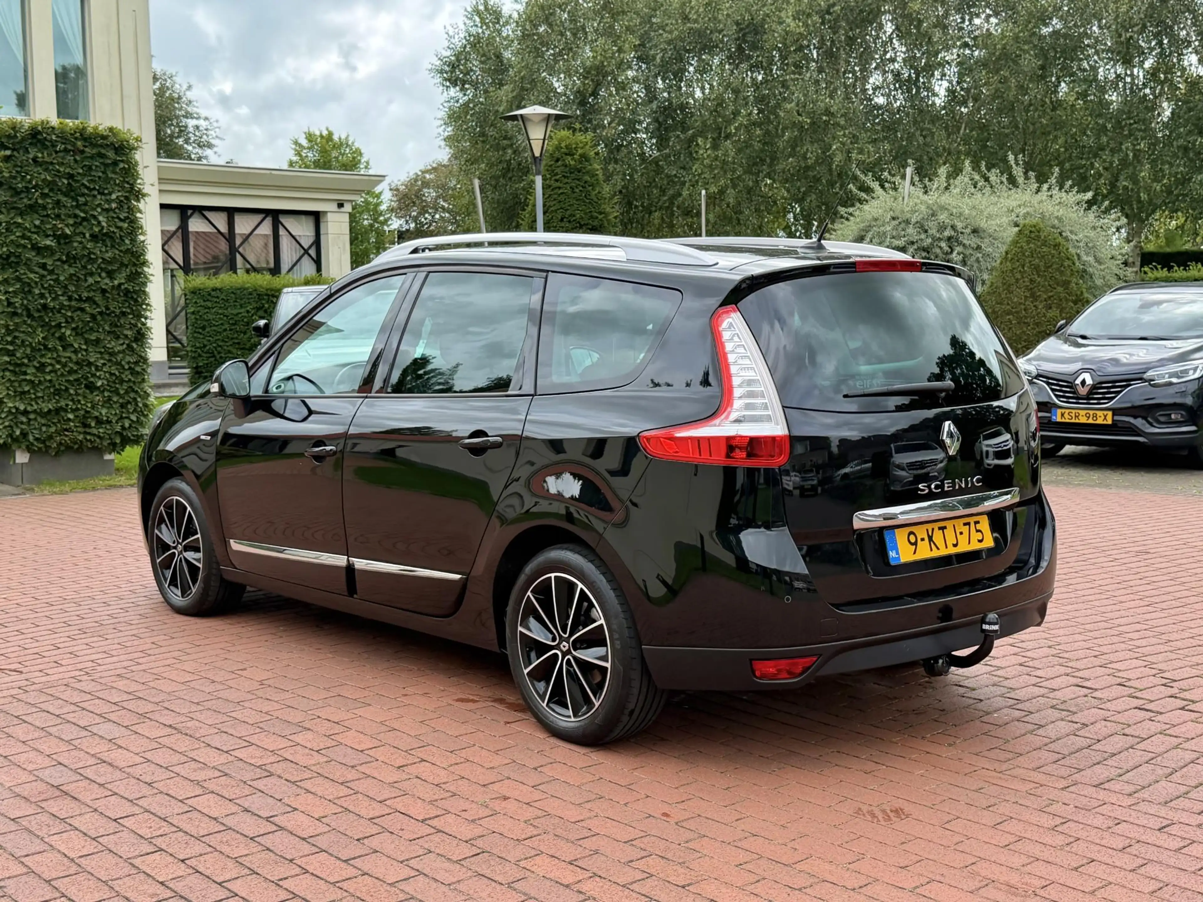 Renault Grand Scenic 2.0 Bose - LPG - Navi - Zuinig — photo 29