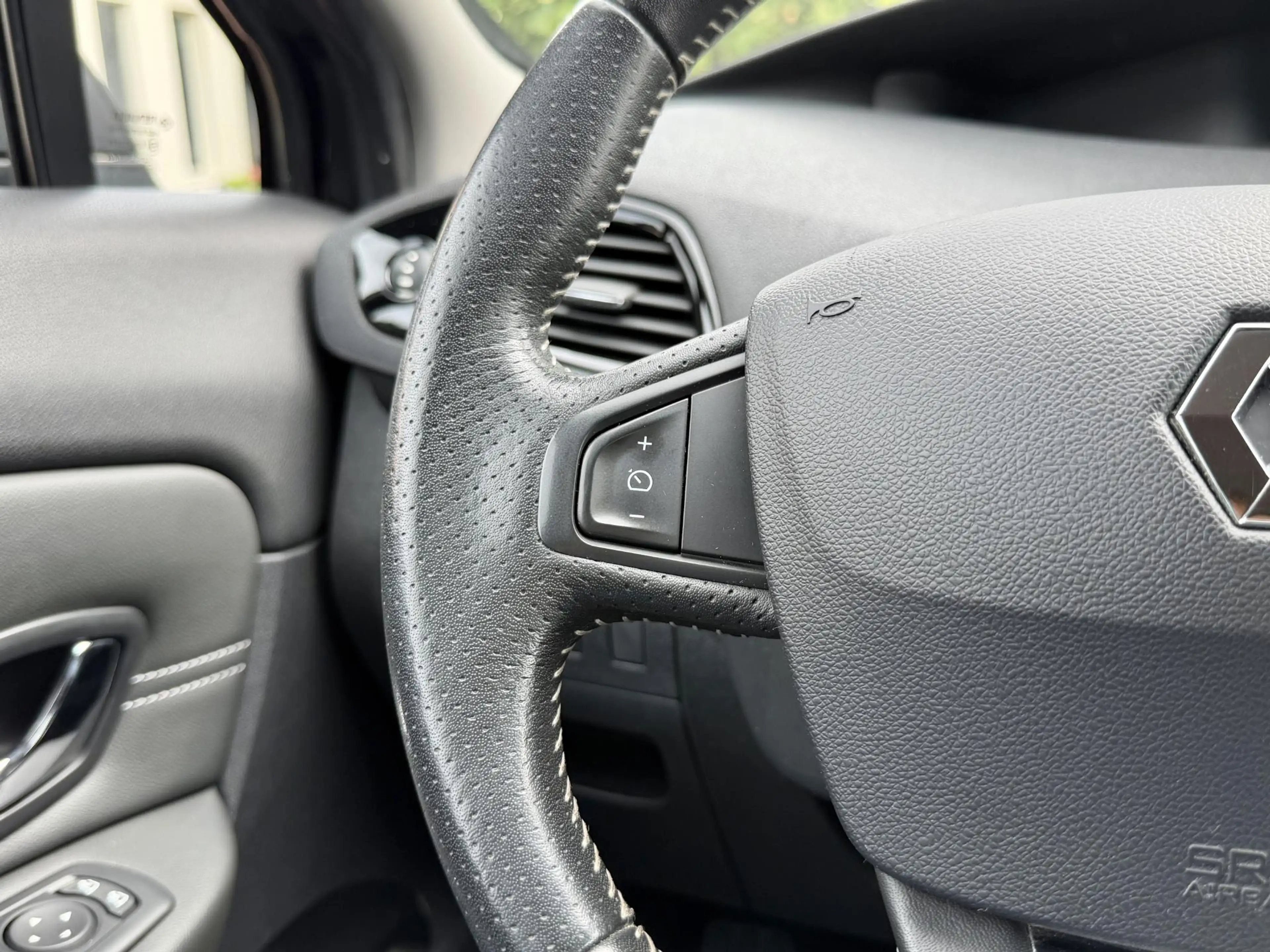 Renault Grand Scenic 2.0 Bose - LPG - Navi - Zuinig — photo 7