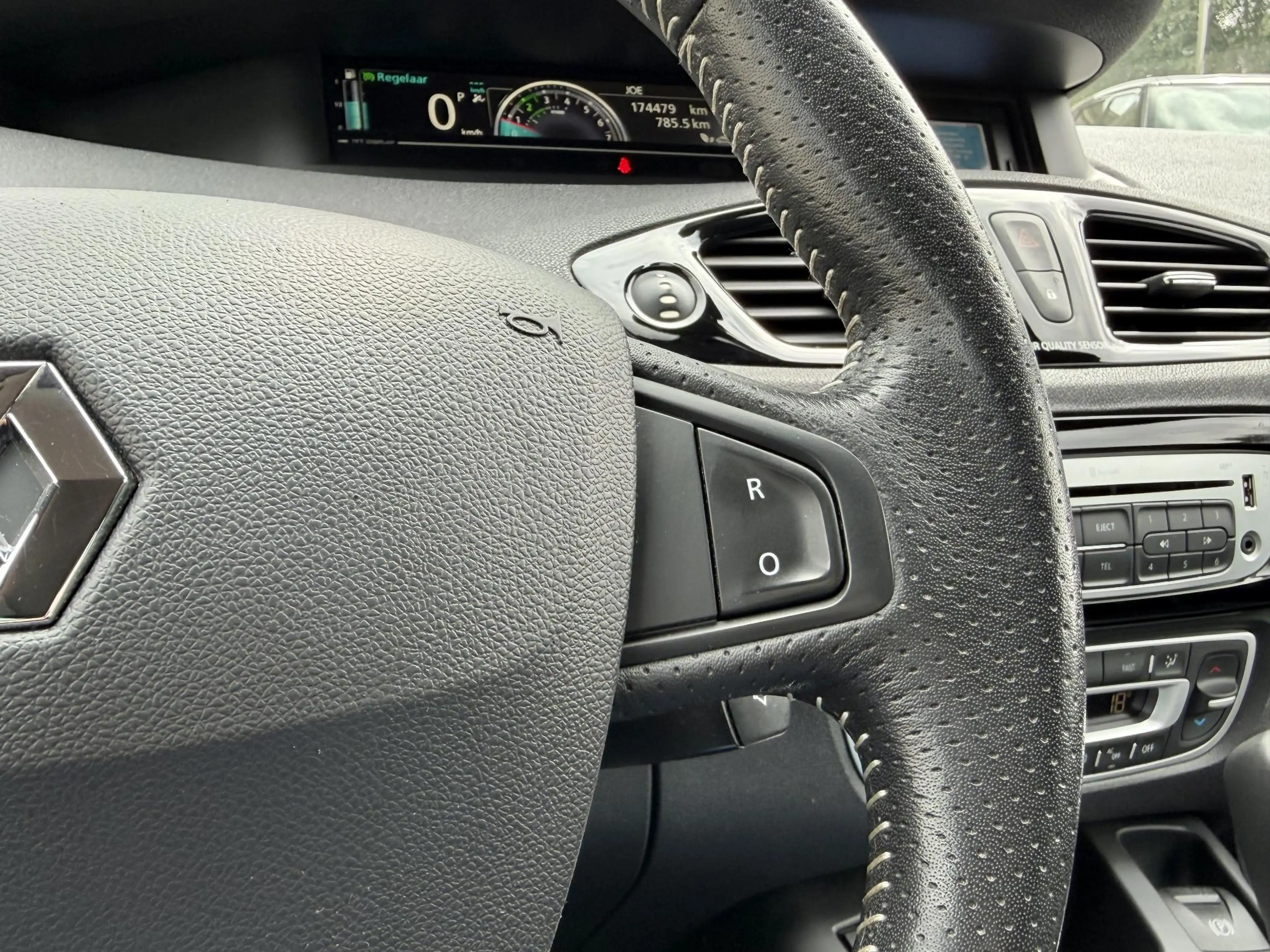 Renault Grand Scenic 2.0 Bose - LPG - Navi - Zuinig — photo 8