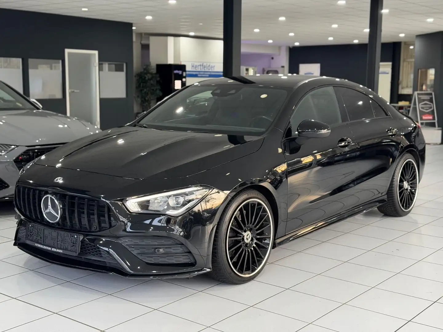 Mercedes-Benz CLA 250 Coupe*AMG*NIGHT*LED*AMBIENT*WIDESCREEN* Schwarz - 1