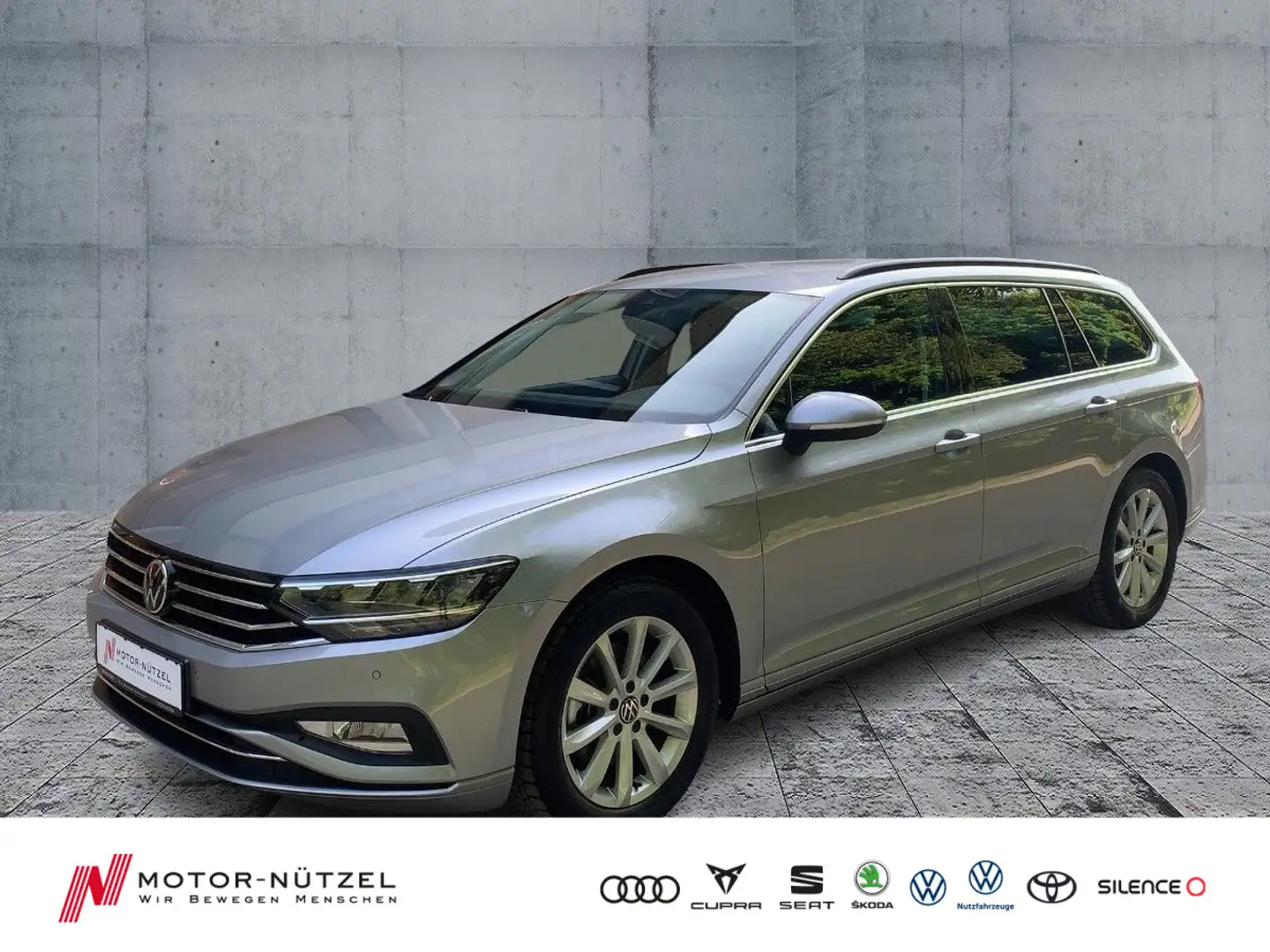Volkswagen Passat Variant 1.5 TSI BUSINESS LED+NAV+APP+SHZ Silber - 1