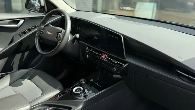 Kia Niro view 23