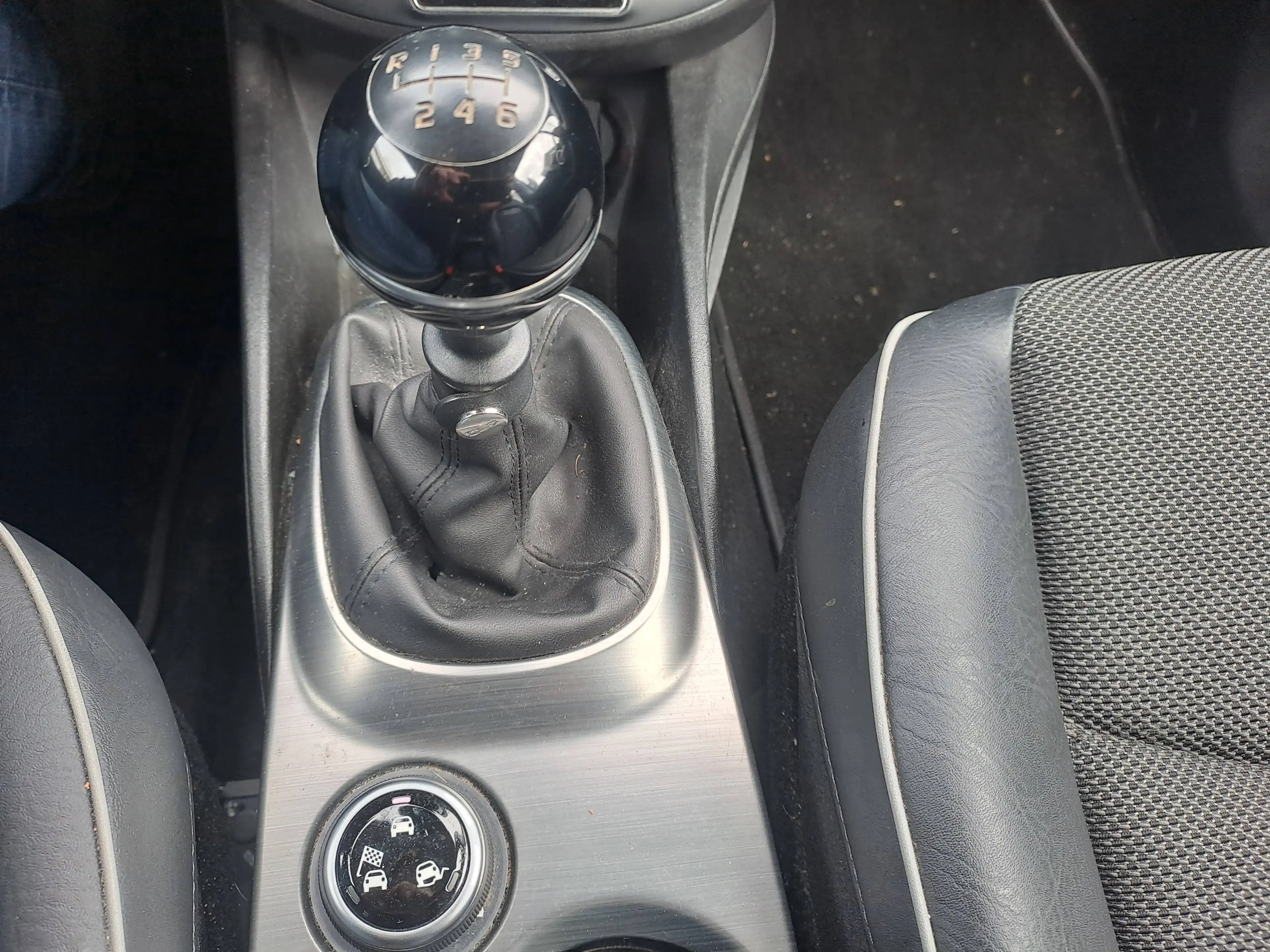 Fiat 500X 500X 1.4 MultiAir Cross Plus — photo 9