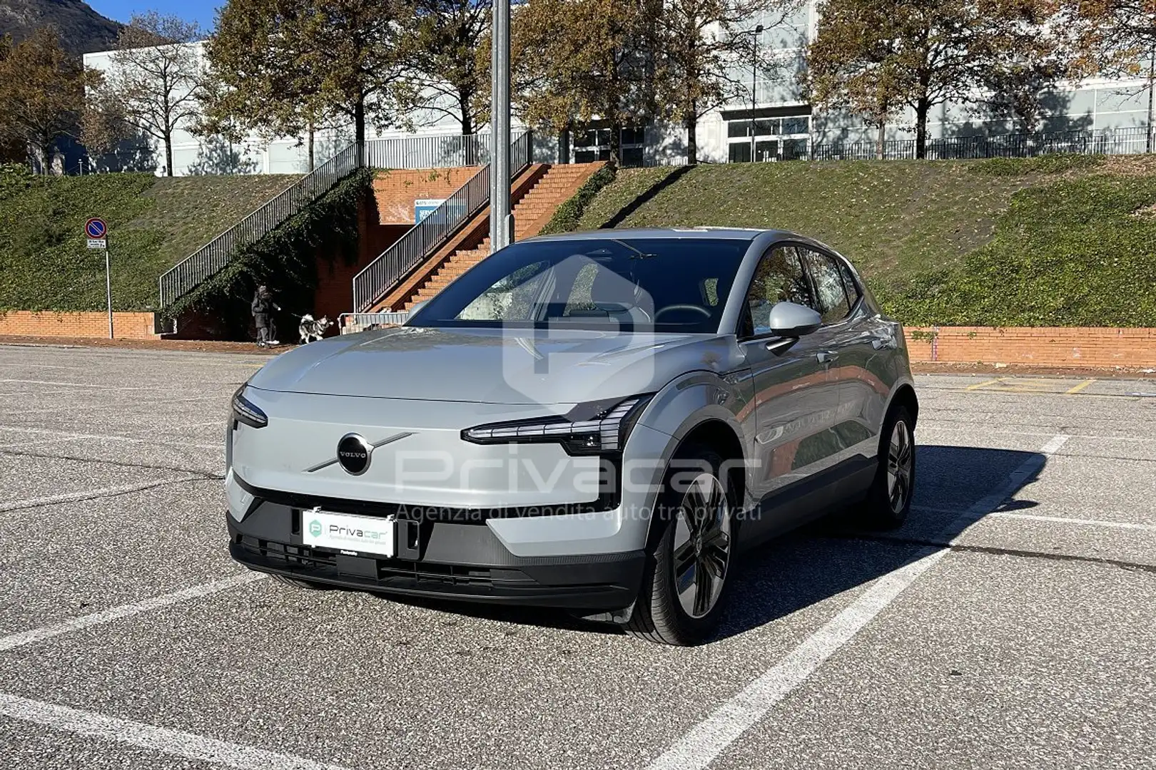 Volvo EX30 EX30 Single Motor Extended Range RWD Core Argento - 1