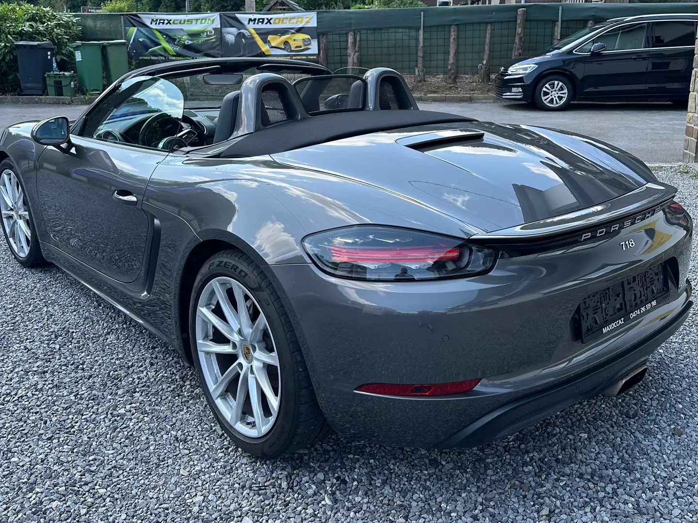 Porsche 718 2.0 Turbo PDK Pack sport Grau - 2
