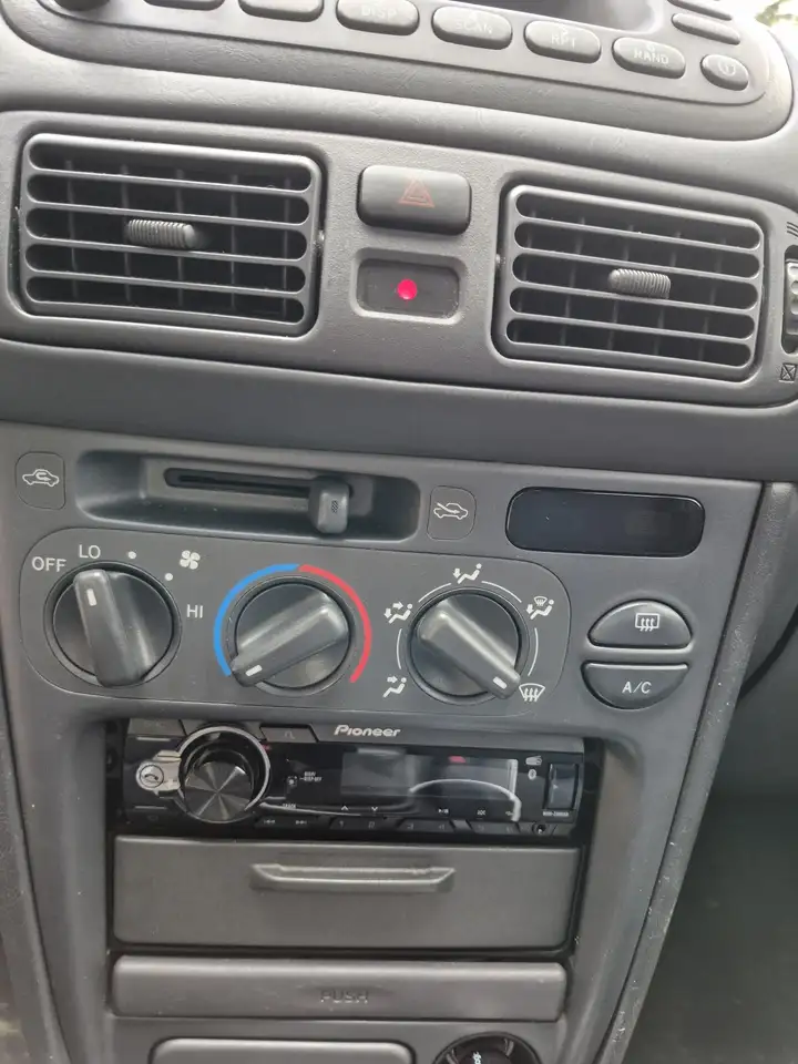 Toyota Corolla 1.6 VVT-i Terra, foto 12