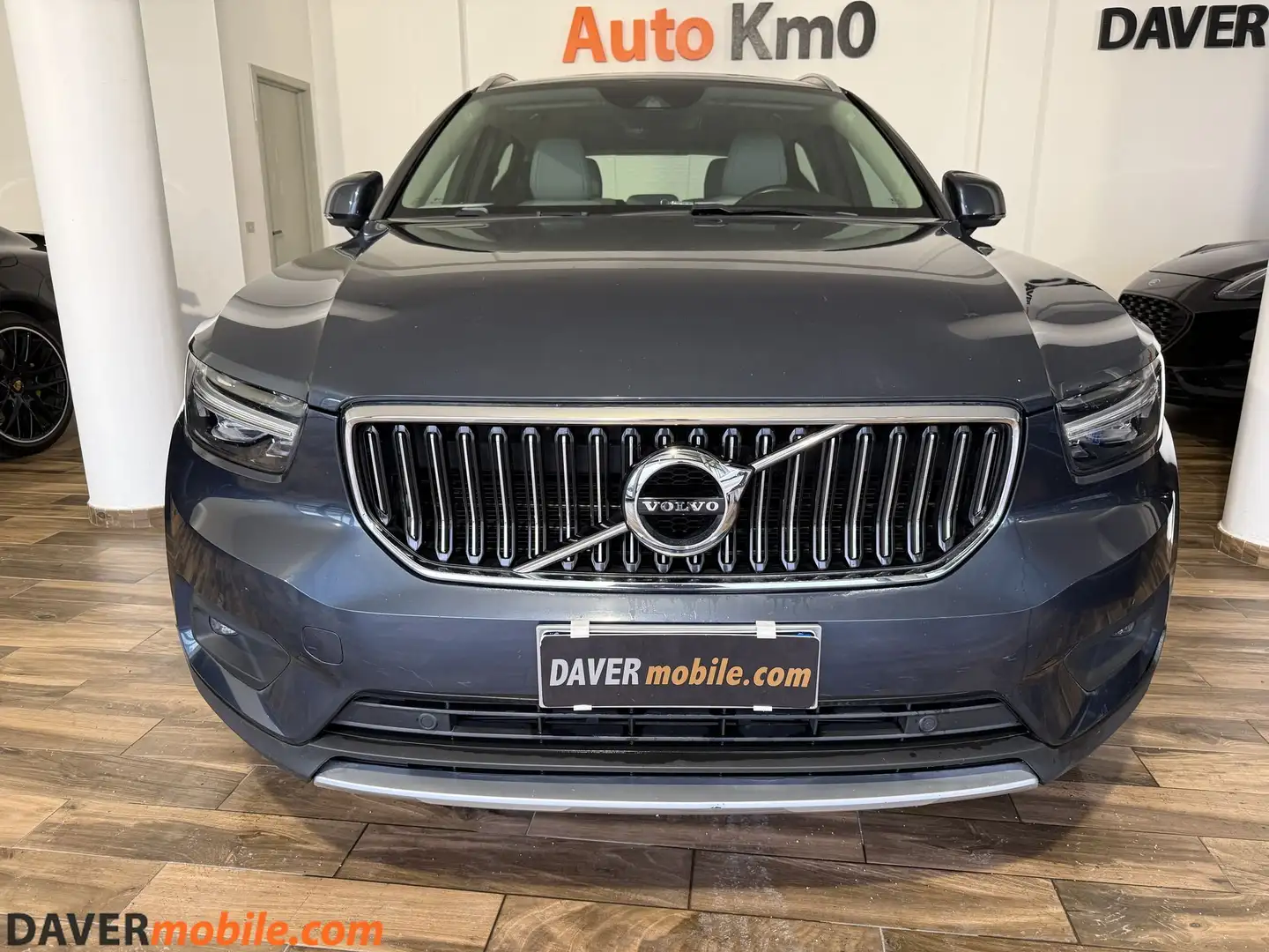 Volvo XC40 XC40 D3 AWD Geartronic Inscription Blu/Azzurro - 2