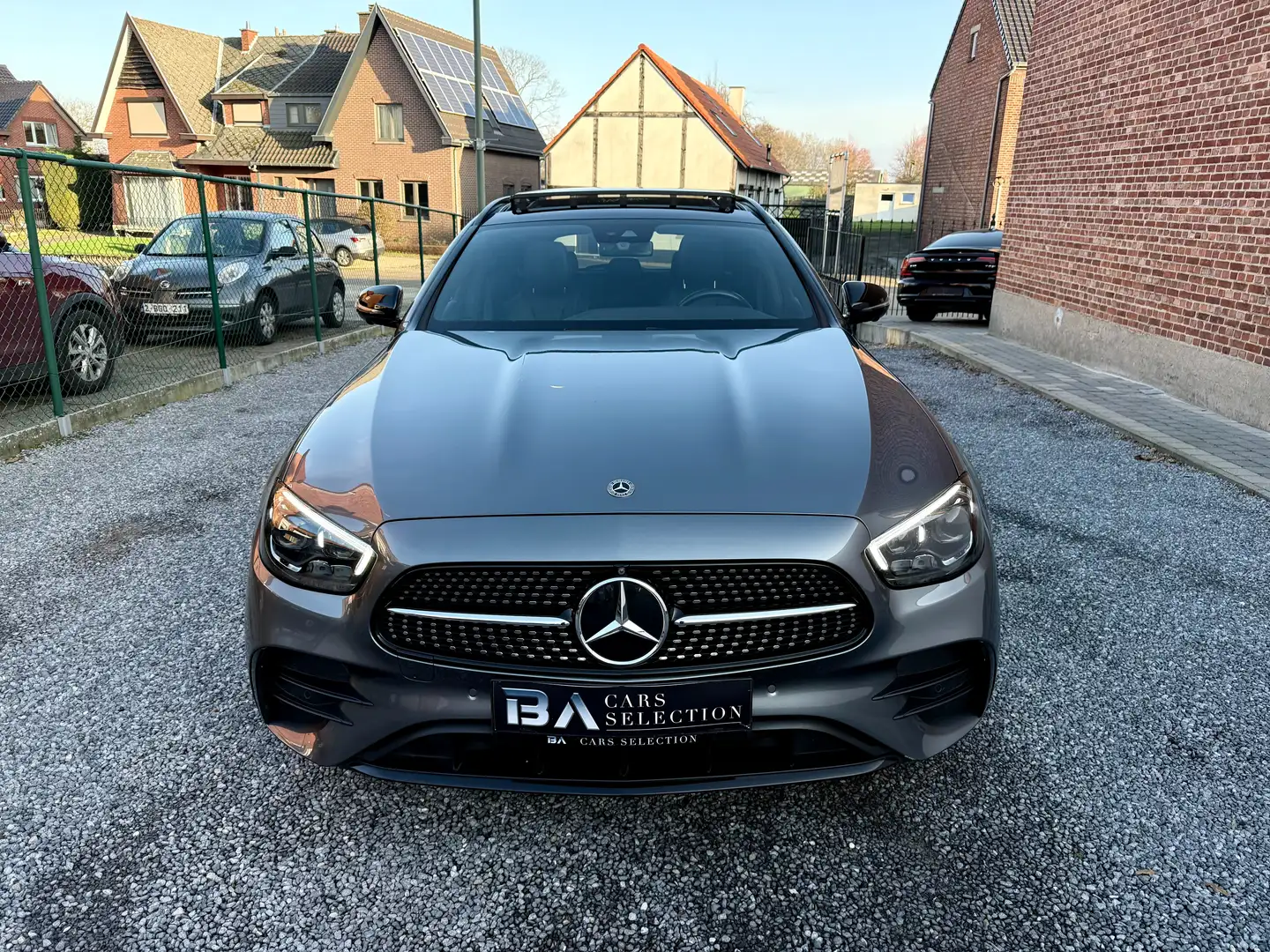 Mercedes-Benz E 300 de Break AMG | Pano | 360! | Memory | Burmeister Gris - 2