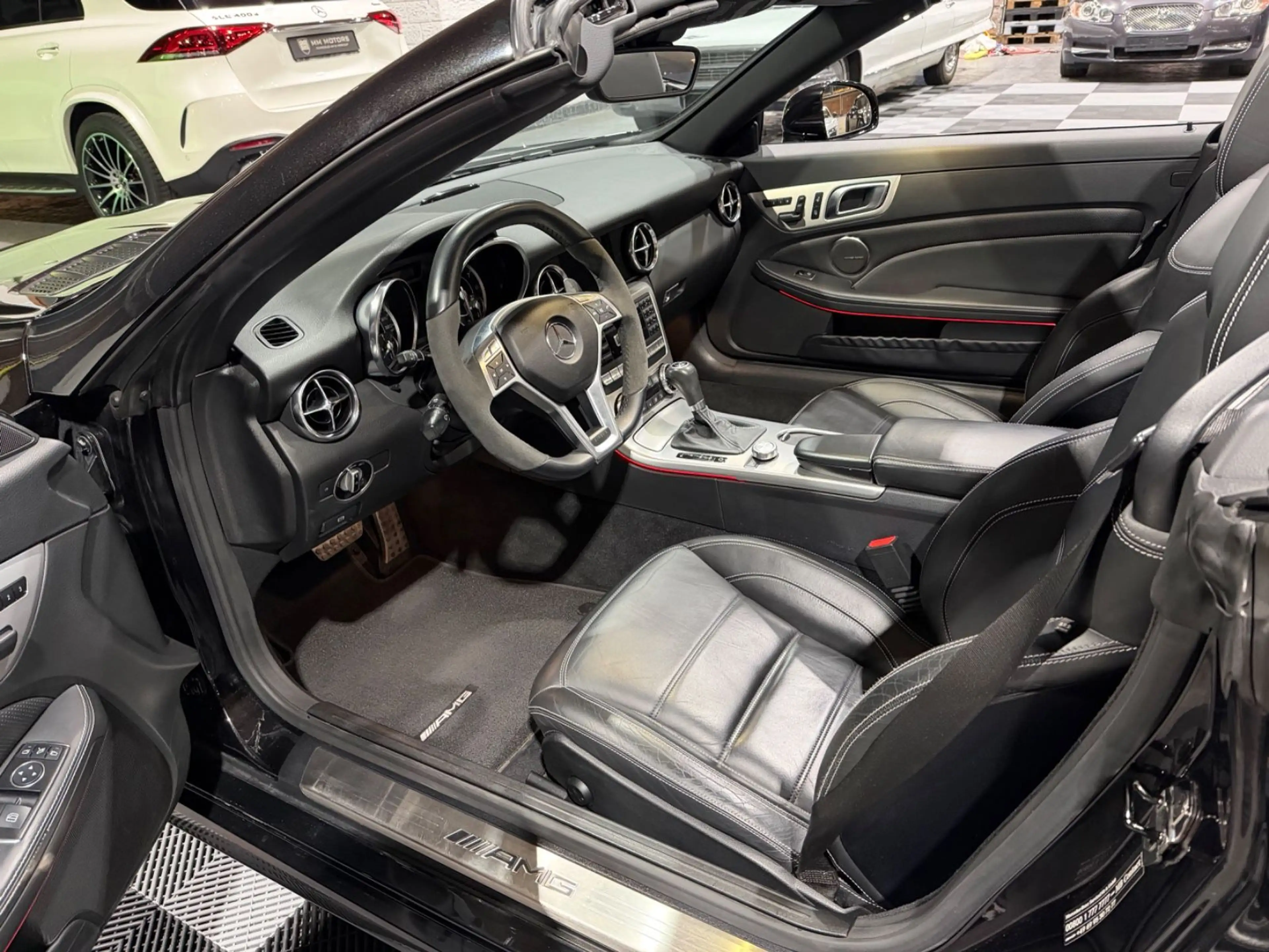 Mercedes-Benz SLK 55 AMG V8 *1.Hd*Harman-Kardon*Keyless-Go* — photo 9