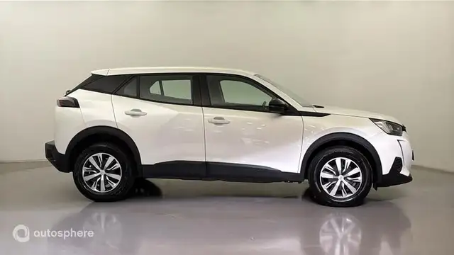 Peugeot 2008 view 4