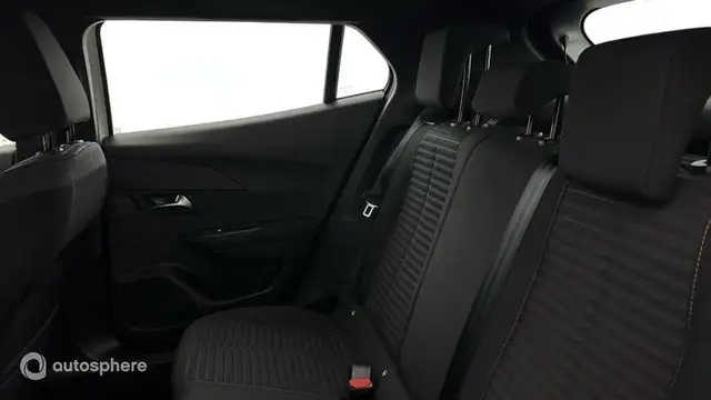 Peugeot 2008 view 13