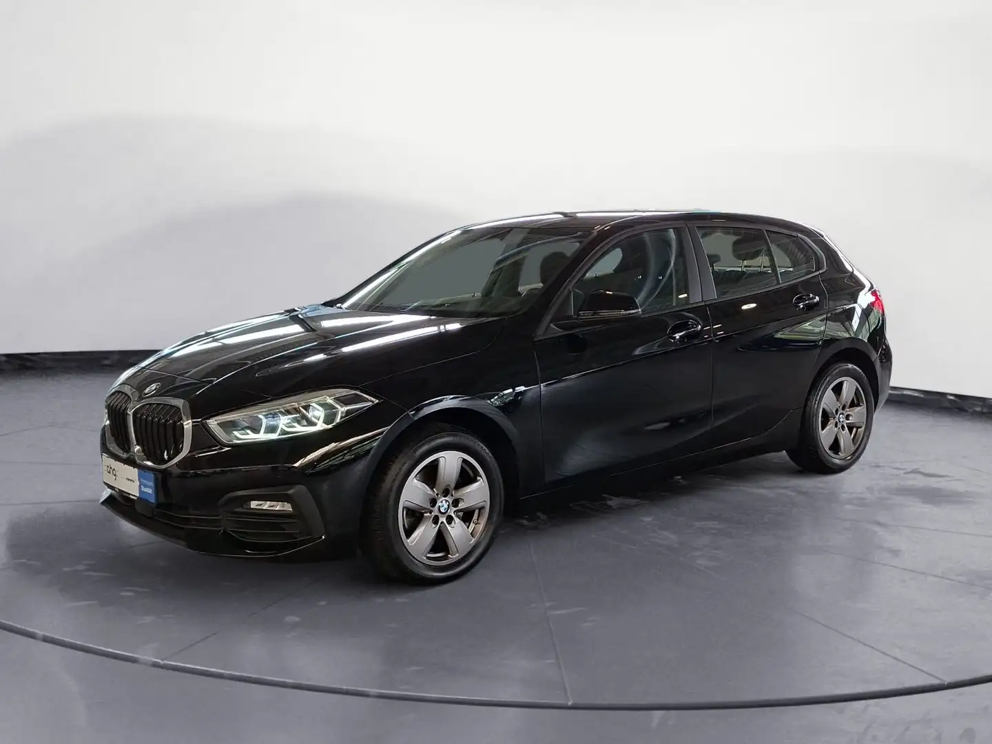 BMW 118 i Advantage Navigation PDC SHZ Schwarz - 2