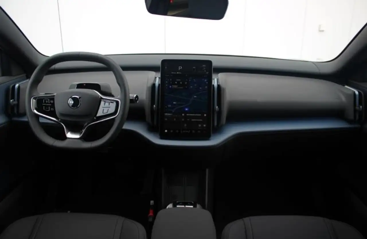 Volvo EX30 2026