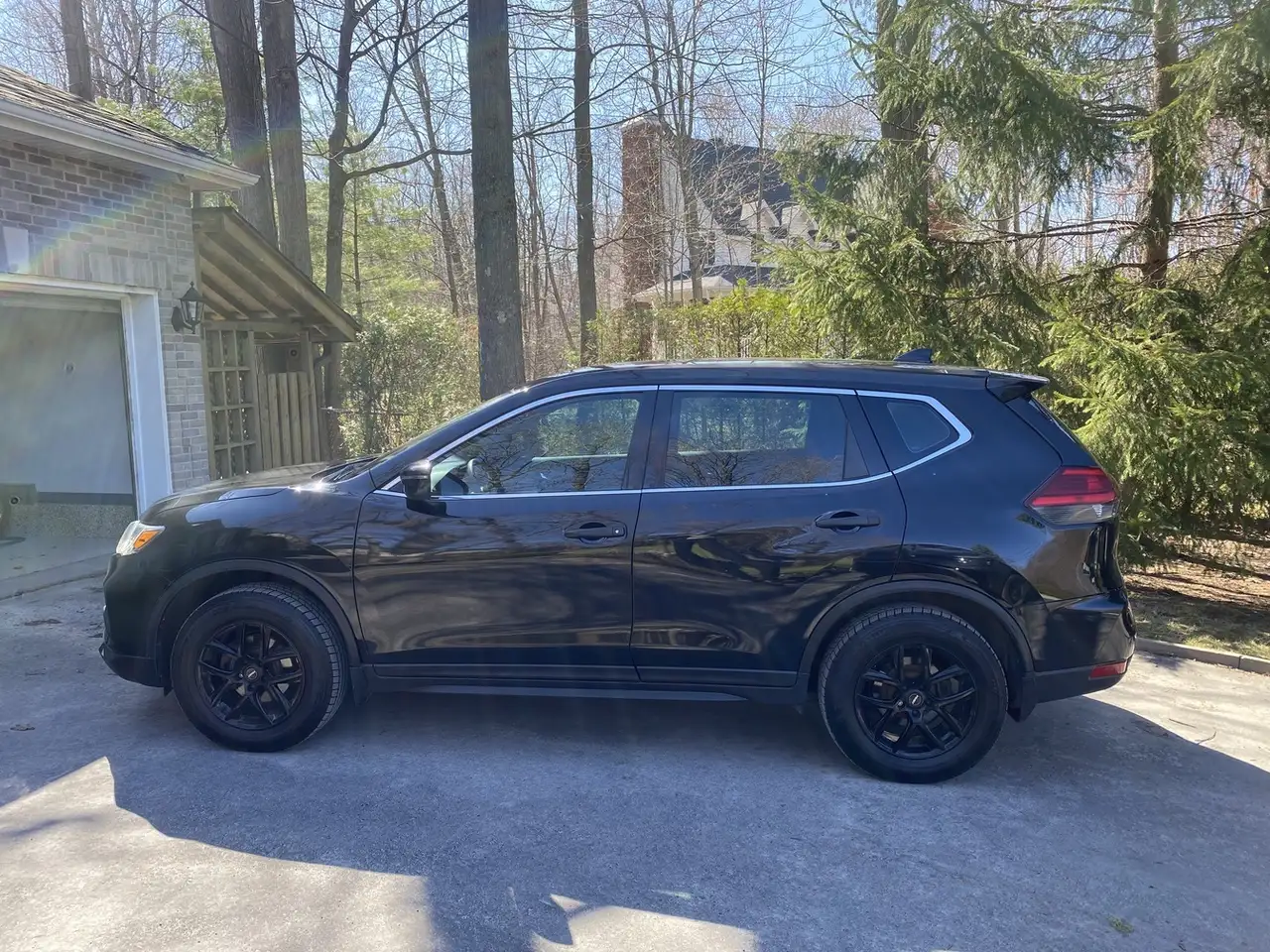 Nissan Rogue снимка Nissan Rogue