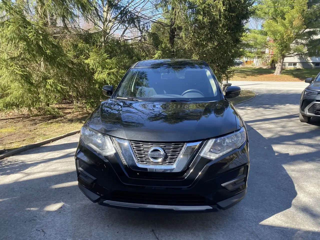 Nissan Rogue снимка Nissan Rogue