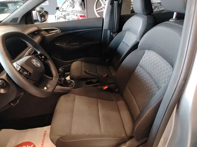 MG MG3 view 9