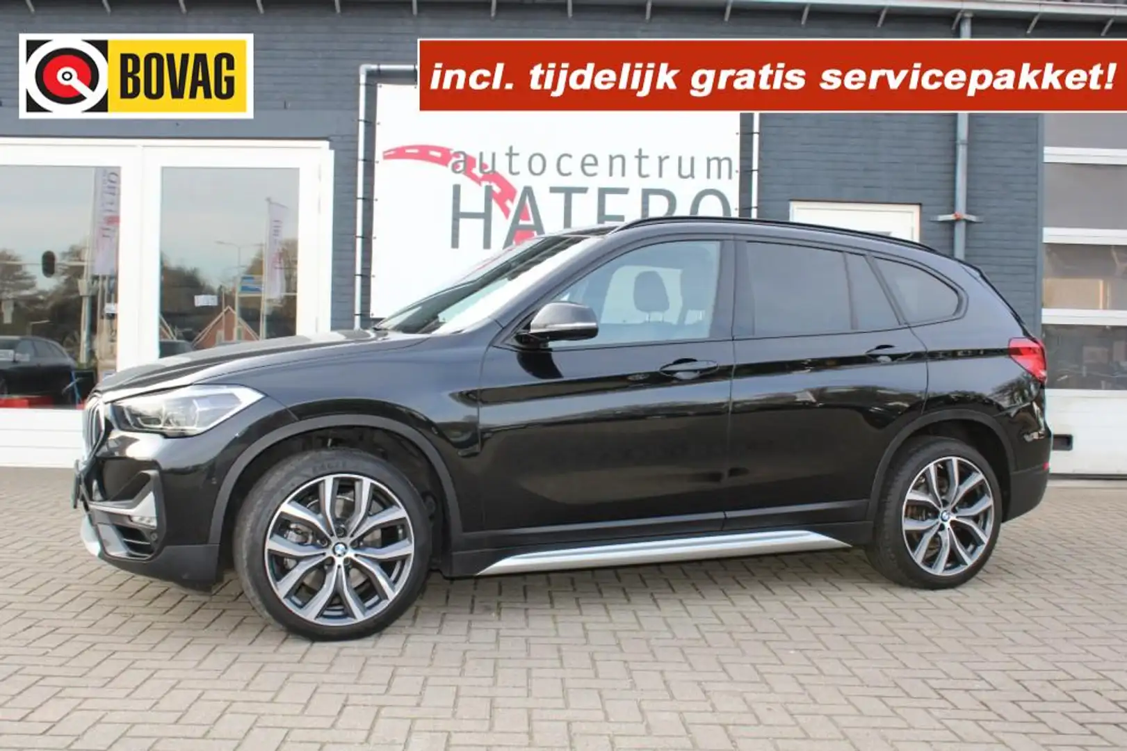 BMW X1 120i S-DRIVE M-Sport HEAD Camera Leder Panorama Le Zwart - 1