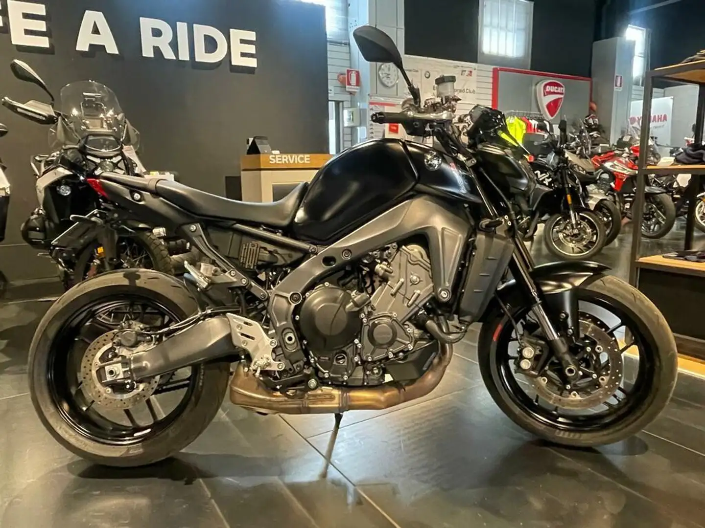 Yamaha Abs my21 - 1