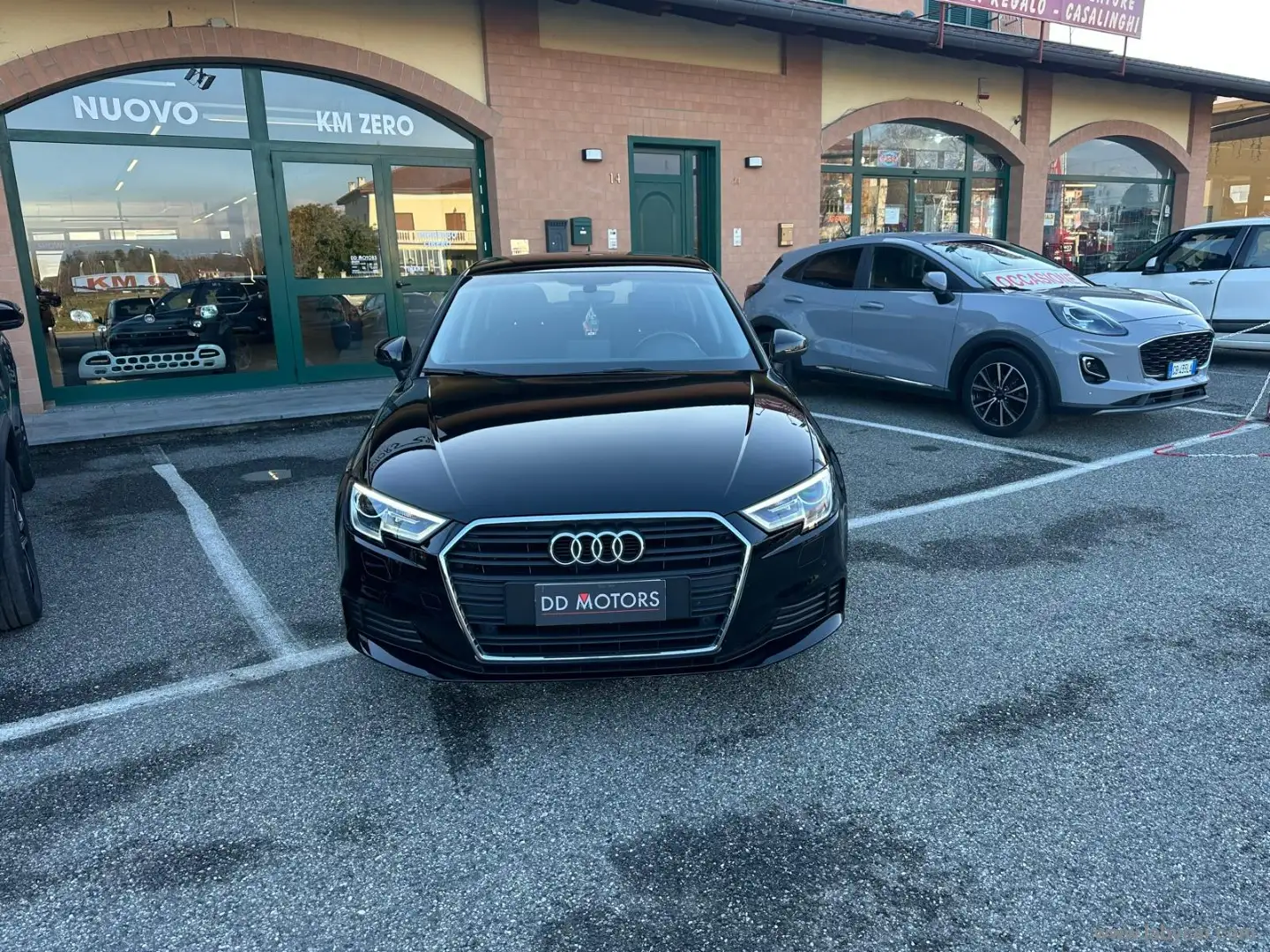 Audi A3 SPB 30 g-tron S tronic Business *METANO* Negro - 2