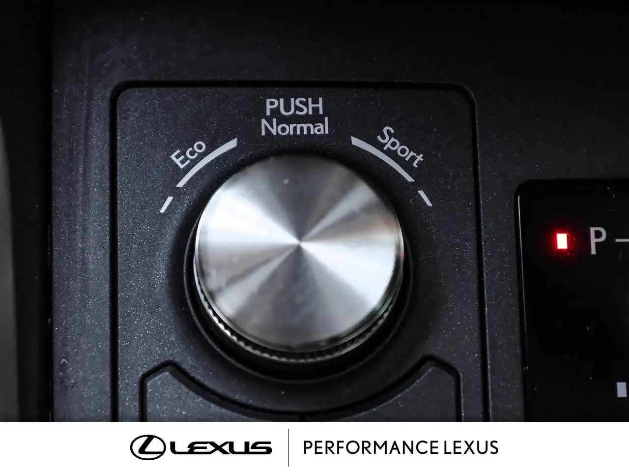 Lexus NX снимка Lexus NX