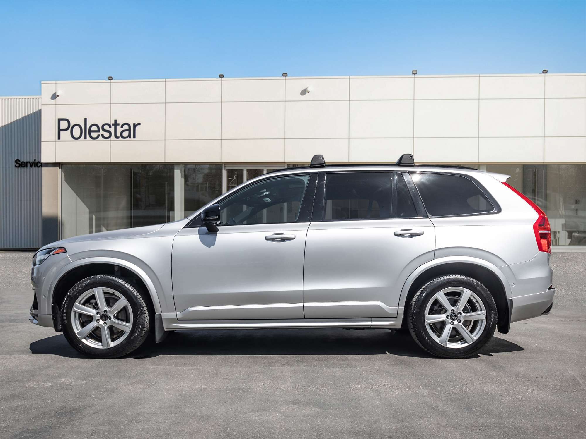 2021 Volvo XC90 VERY CLEAN! 2 SETS OF WHEELS! alt 3